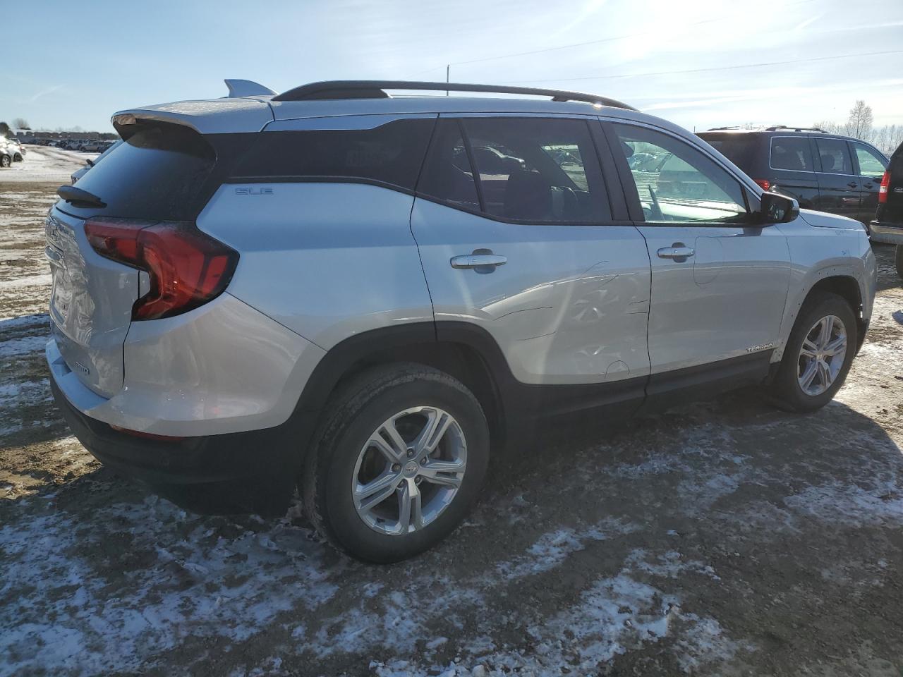 Photo 2 VIN: 3GKALTEV0ML303133 - GMC TERRAIN 