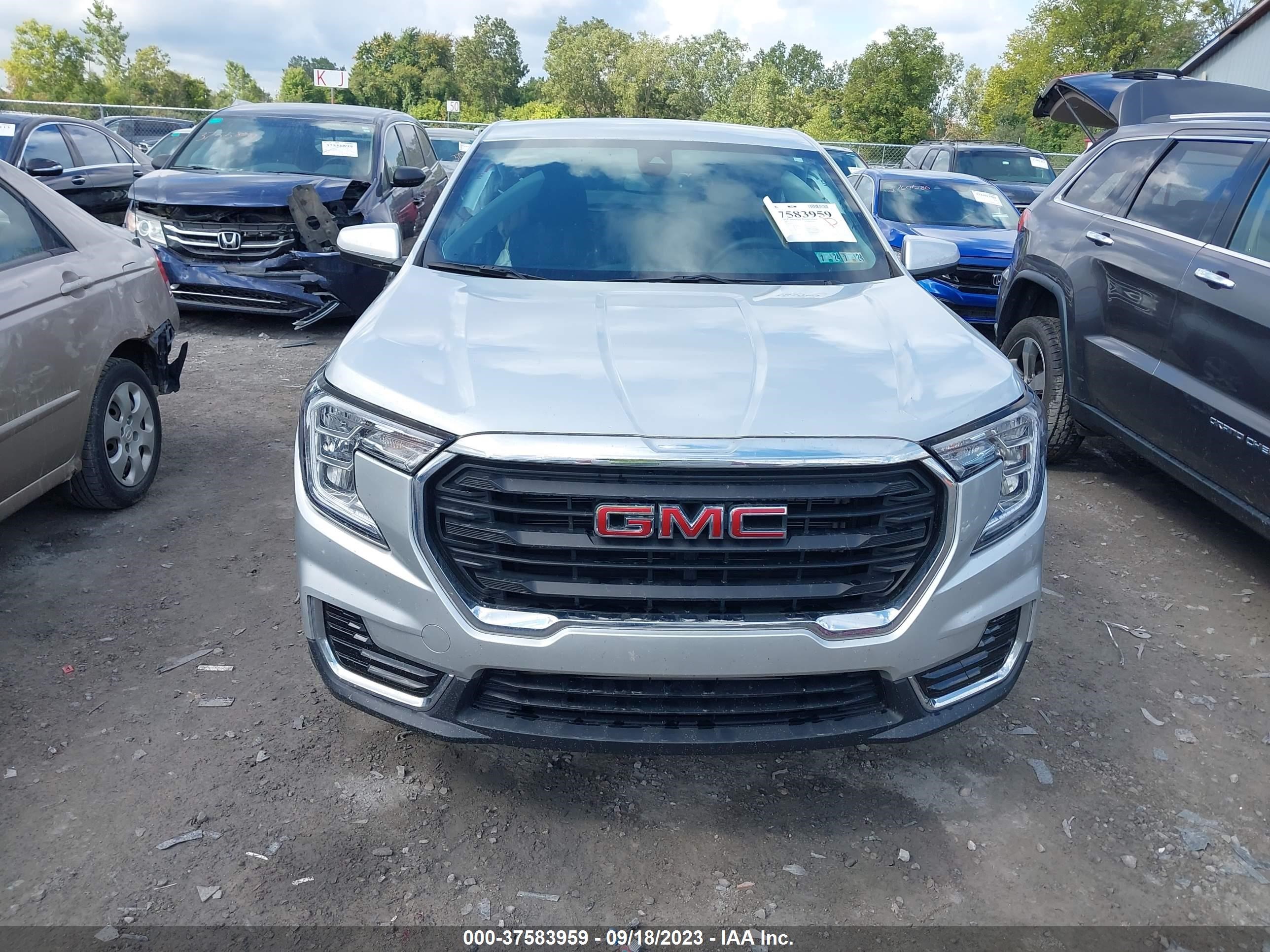 Photo 11 VIN: 3GKALTEV0NL170715 - GMC TERRAIN 