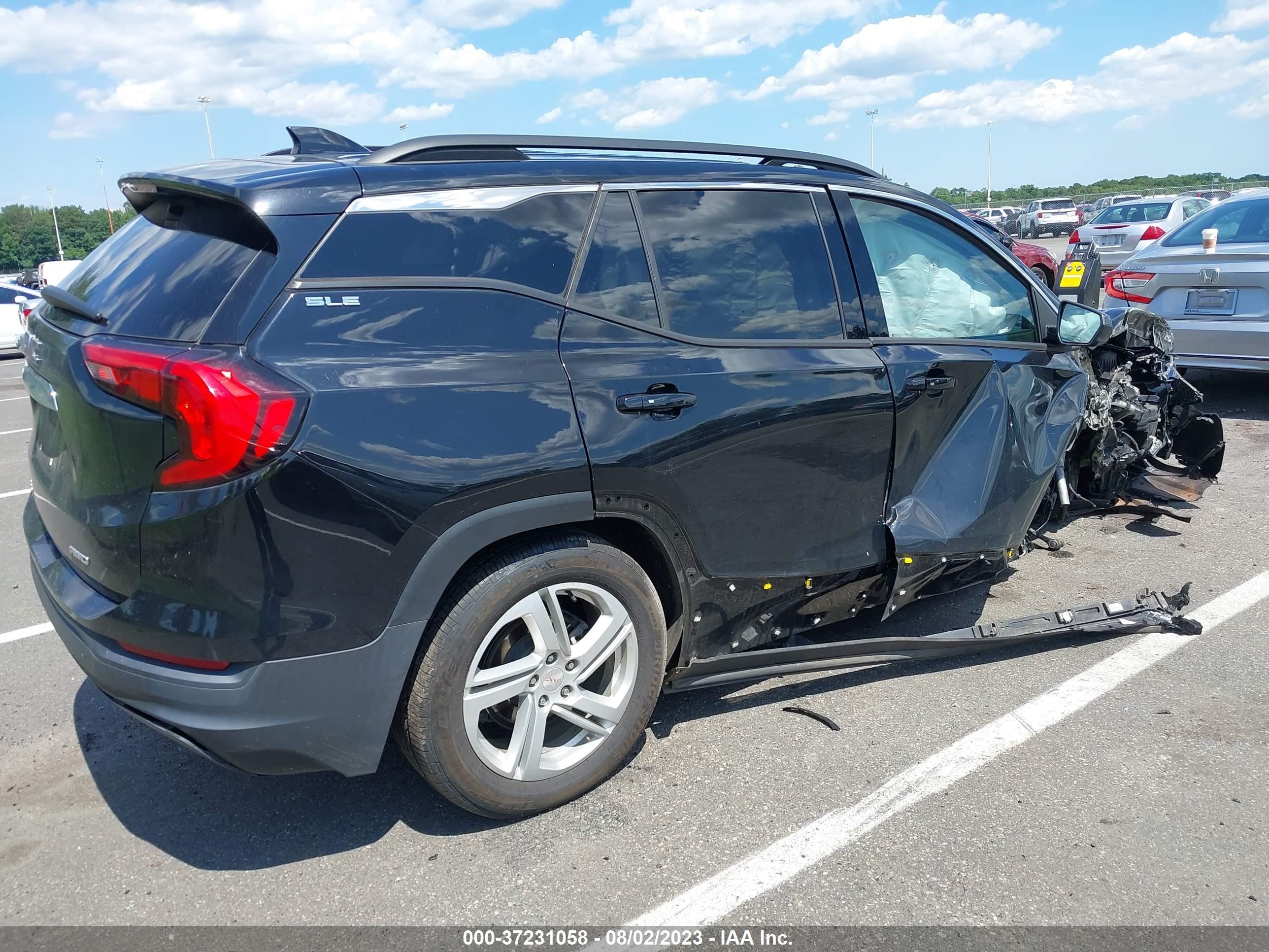 Photo 3 VIN: 3GKALTEV1JL357620 - GMC TERRAIN 