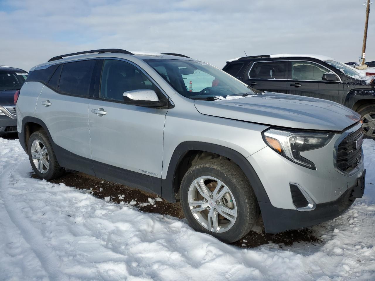 Photo 3 VIN: 3GKALTEV9JL213393 - GMC TERRAIN 