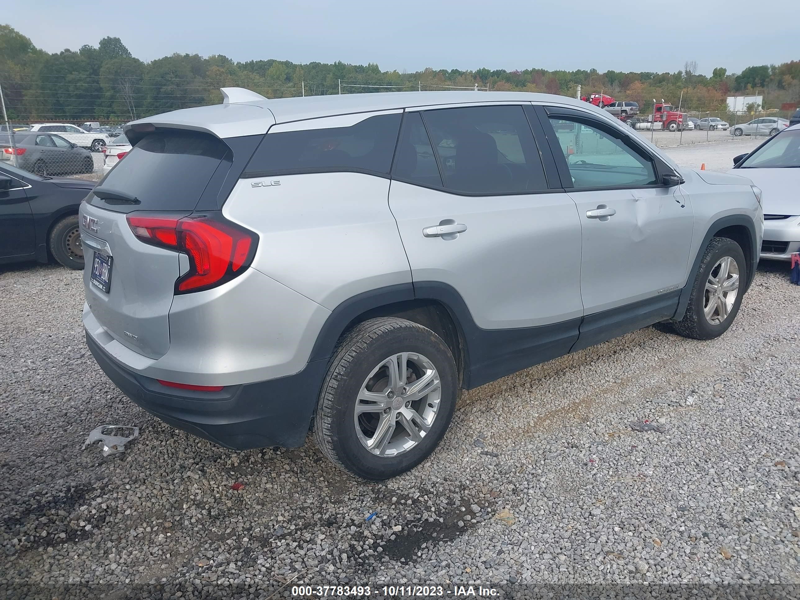 Photo 3 VIN: 3GKALTEV9JL347501 - GMC TERRAIN 