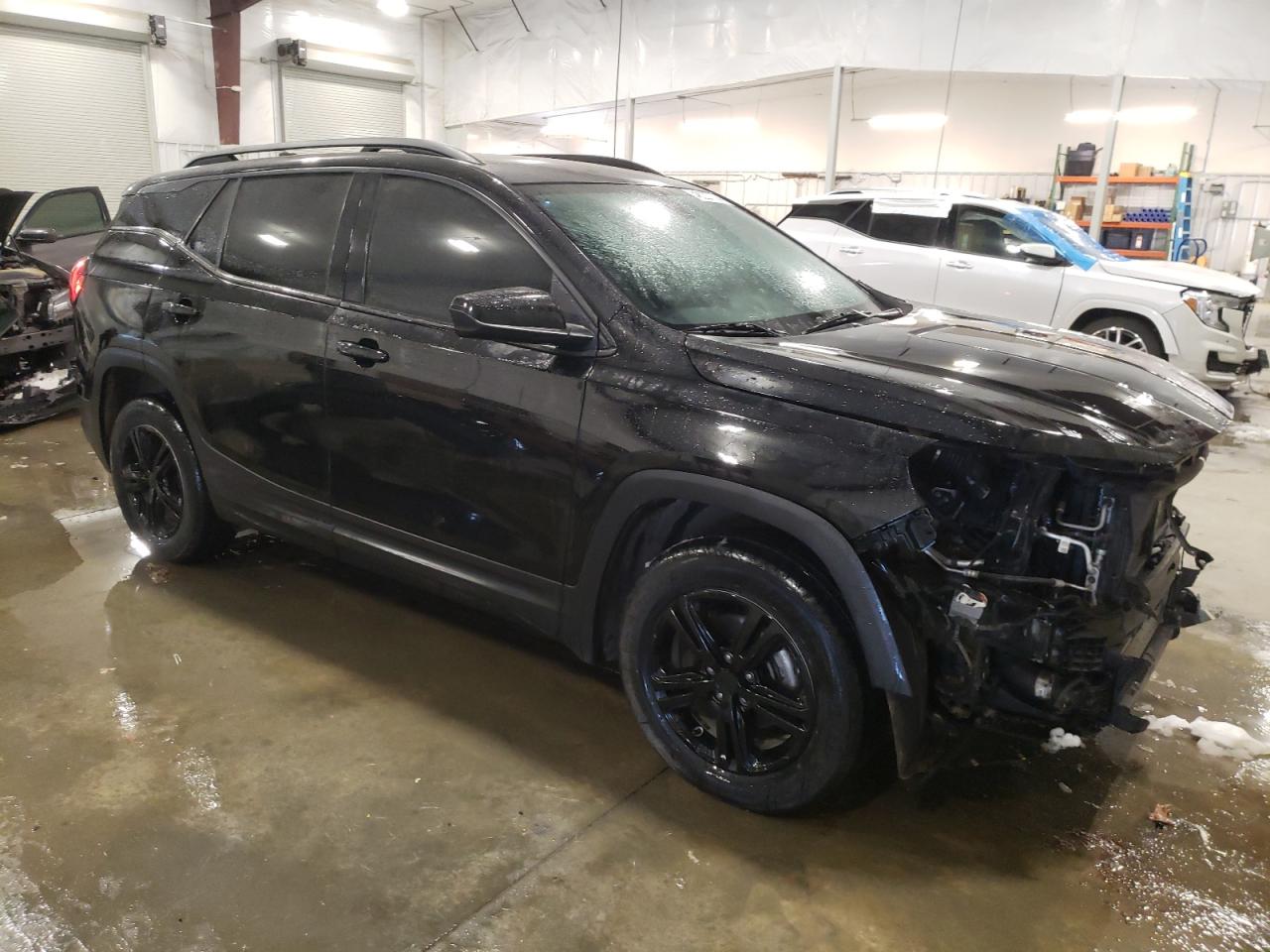 Photo 3 VIN: 3GKALUEU6JL229841 - GMC TERRAIN 