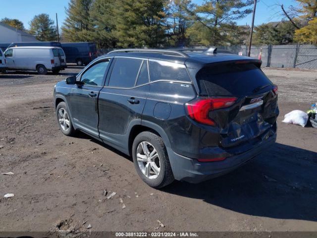 Photo 2 VIN: 3GKALUEU7JL207069 - GMC TERRAIN 