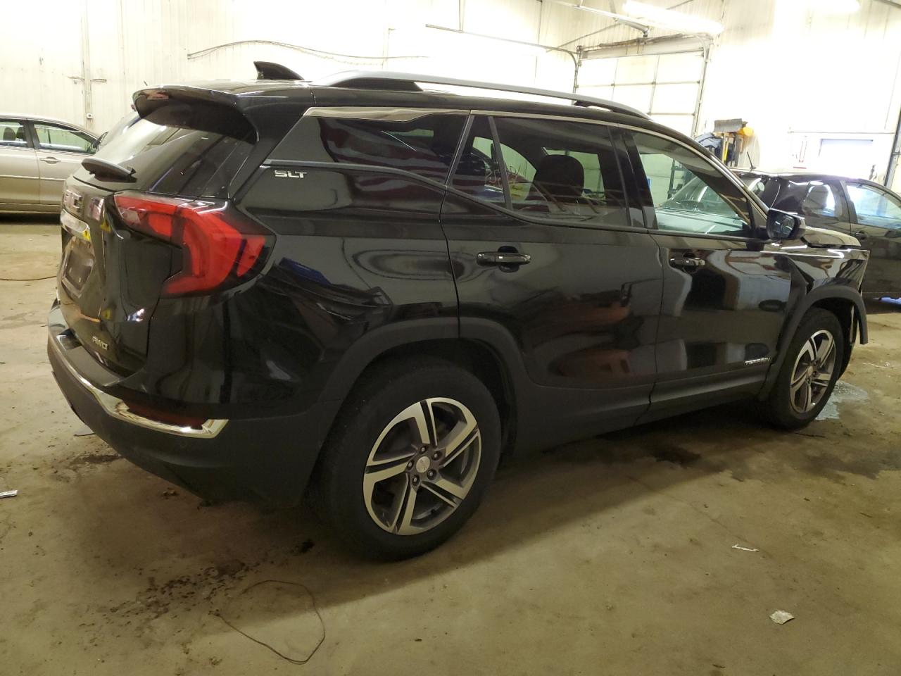 Photo 2 VIN: 3GKALVEV6JL212858 - GMC TERRAIN 