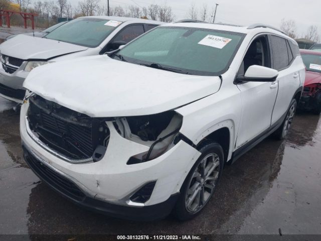 Photo 1 VIN: 3GKALVEX7JL323422 - GMC TERRAIN 