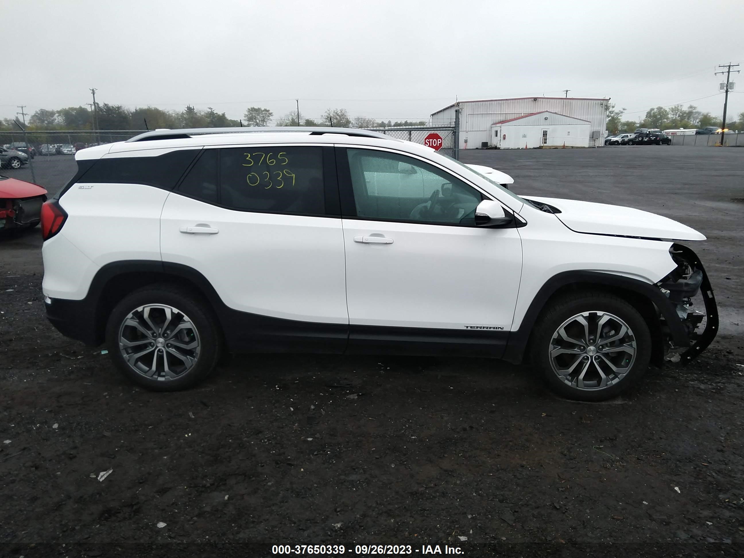 Photo 12 VIN: 3GKALVEX8JL304460 - GMC TERRAIN 