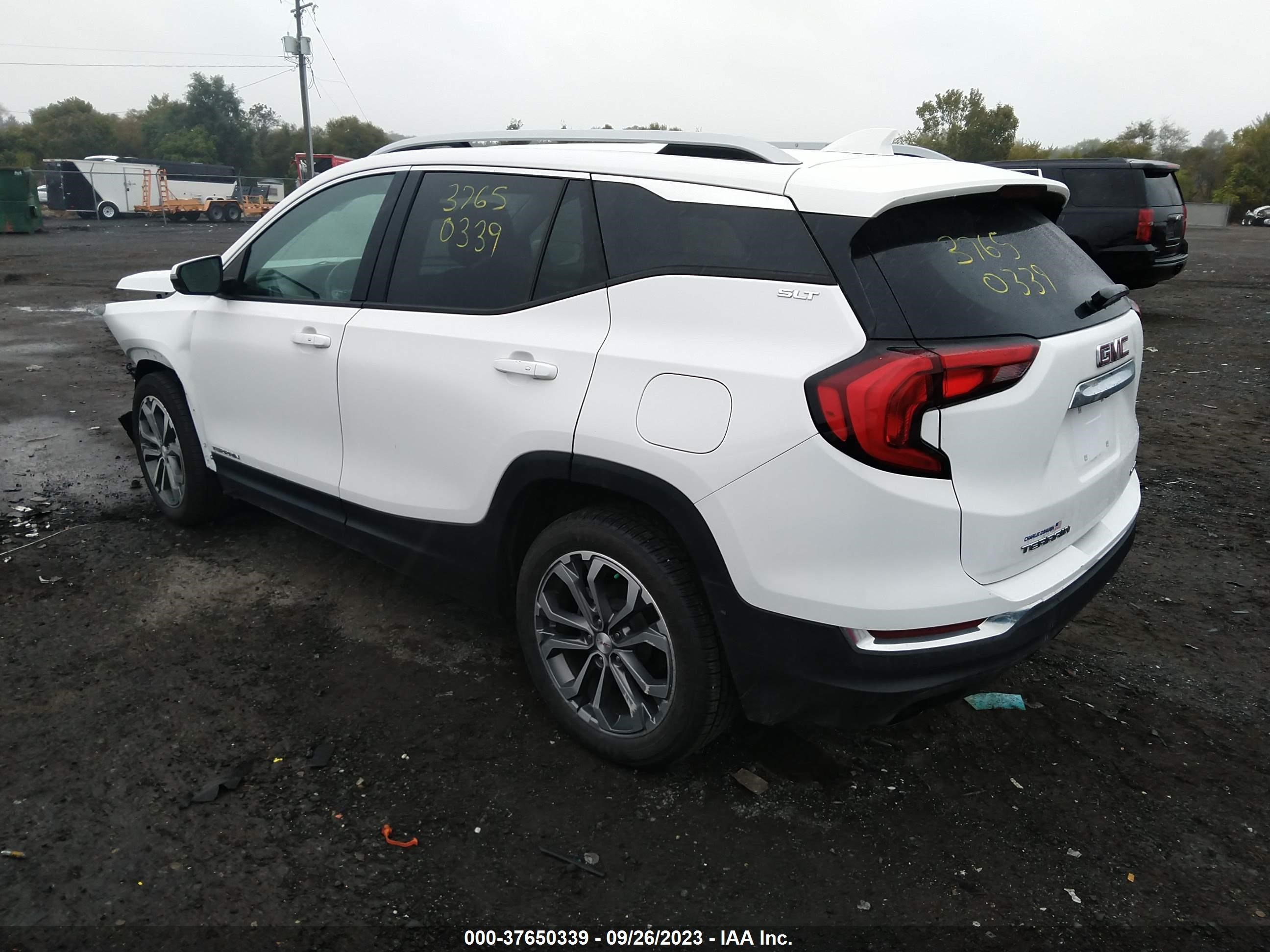 Photo 2 VIN: 3GKALVEX8JL304460 - GMC TERRAIN 