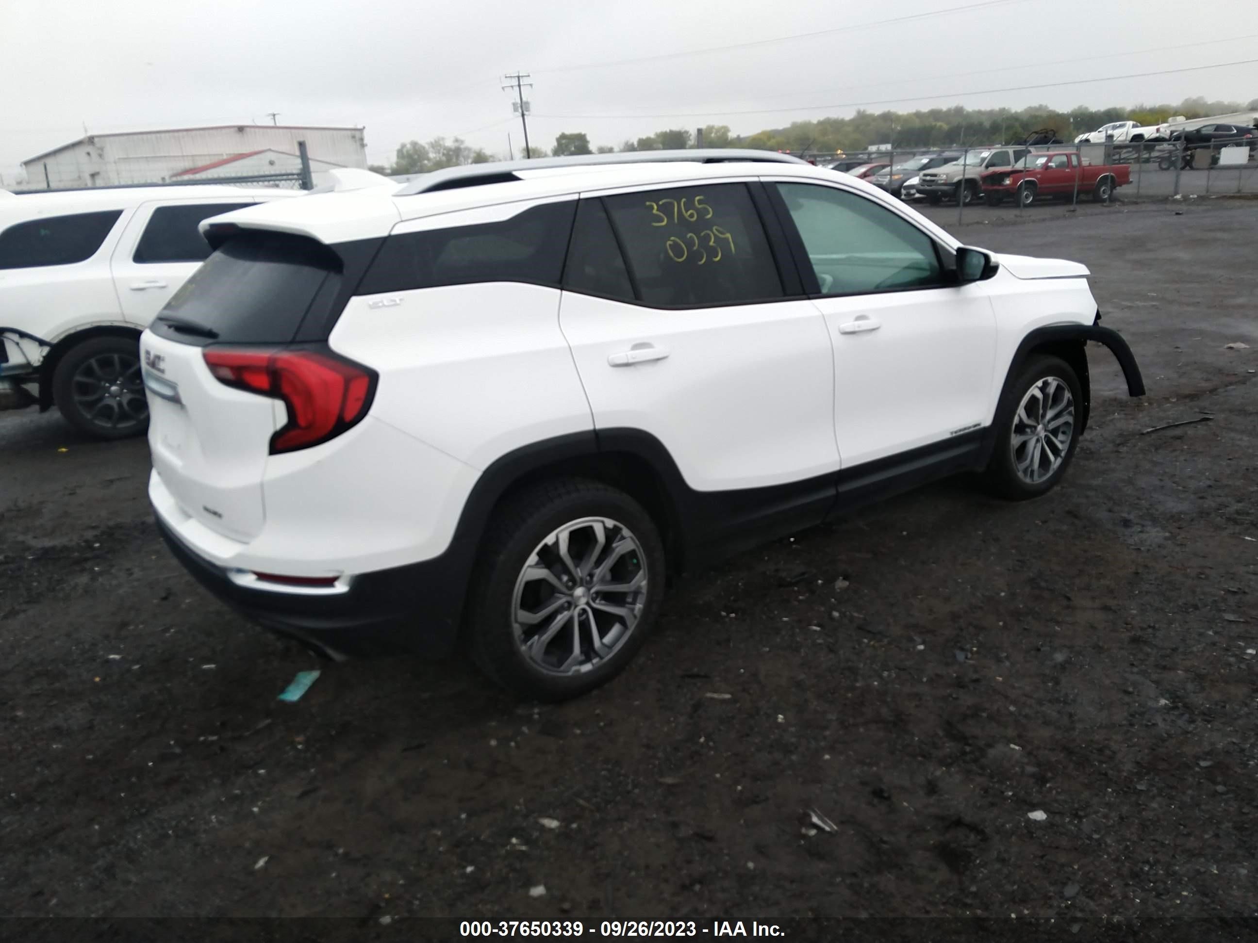 Photo 3 VIN: 3GKALVEX8JL304460 - GMC TERRAIN 