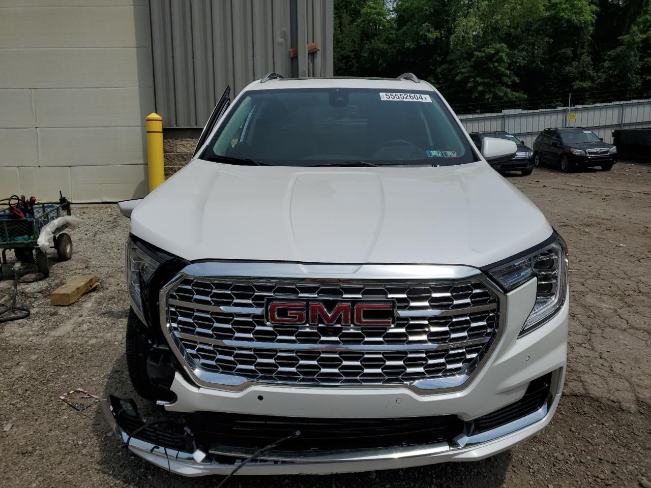 Photo 4 VIN: 3GKALXEG1RL248871 - GMC TERRAIN 