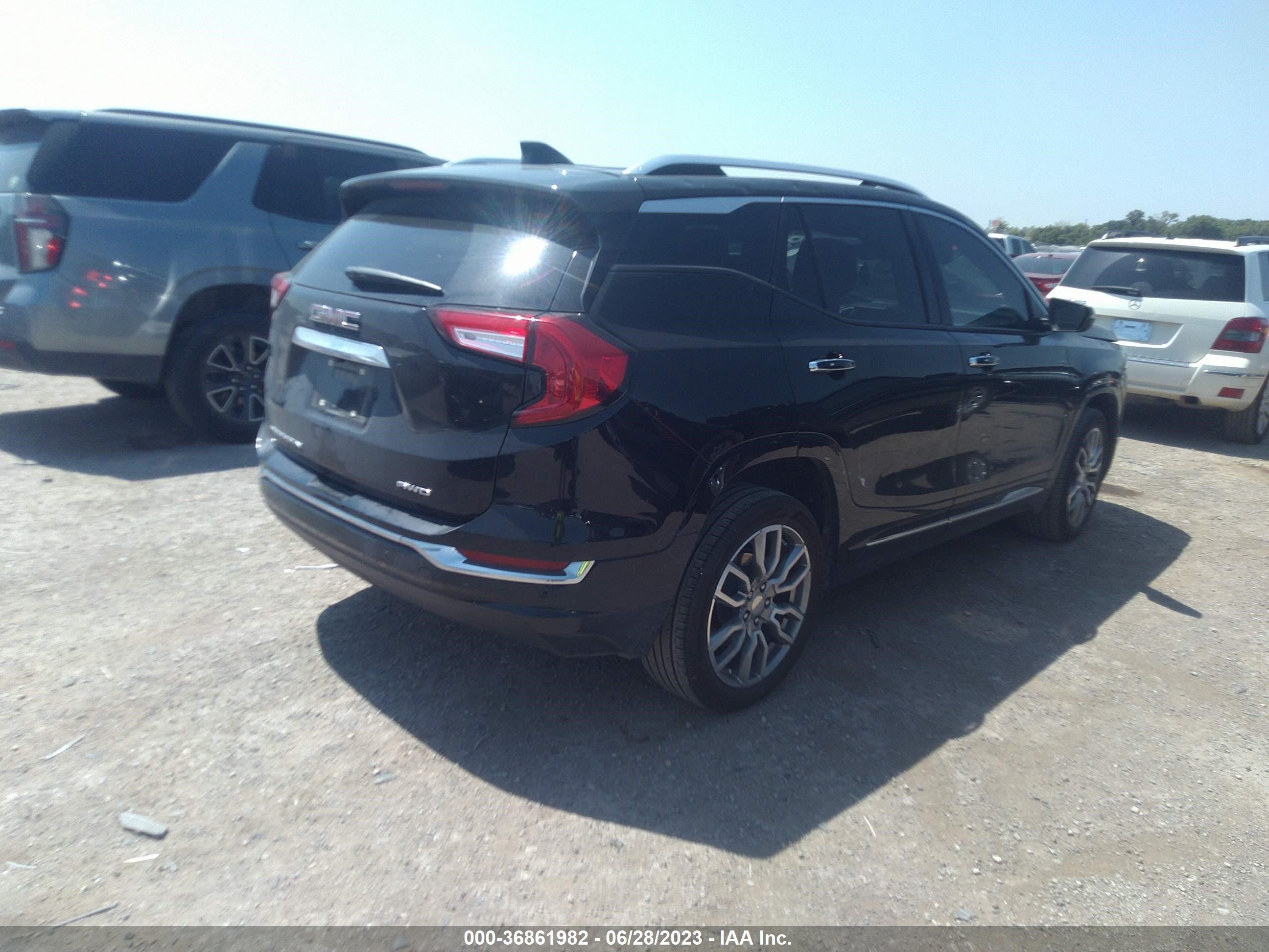 Photo 3 VIN: 3GKALXEV2NL232414 - GMC TERRAIN 