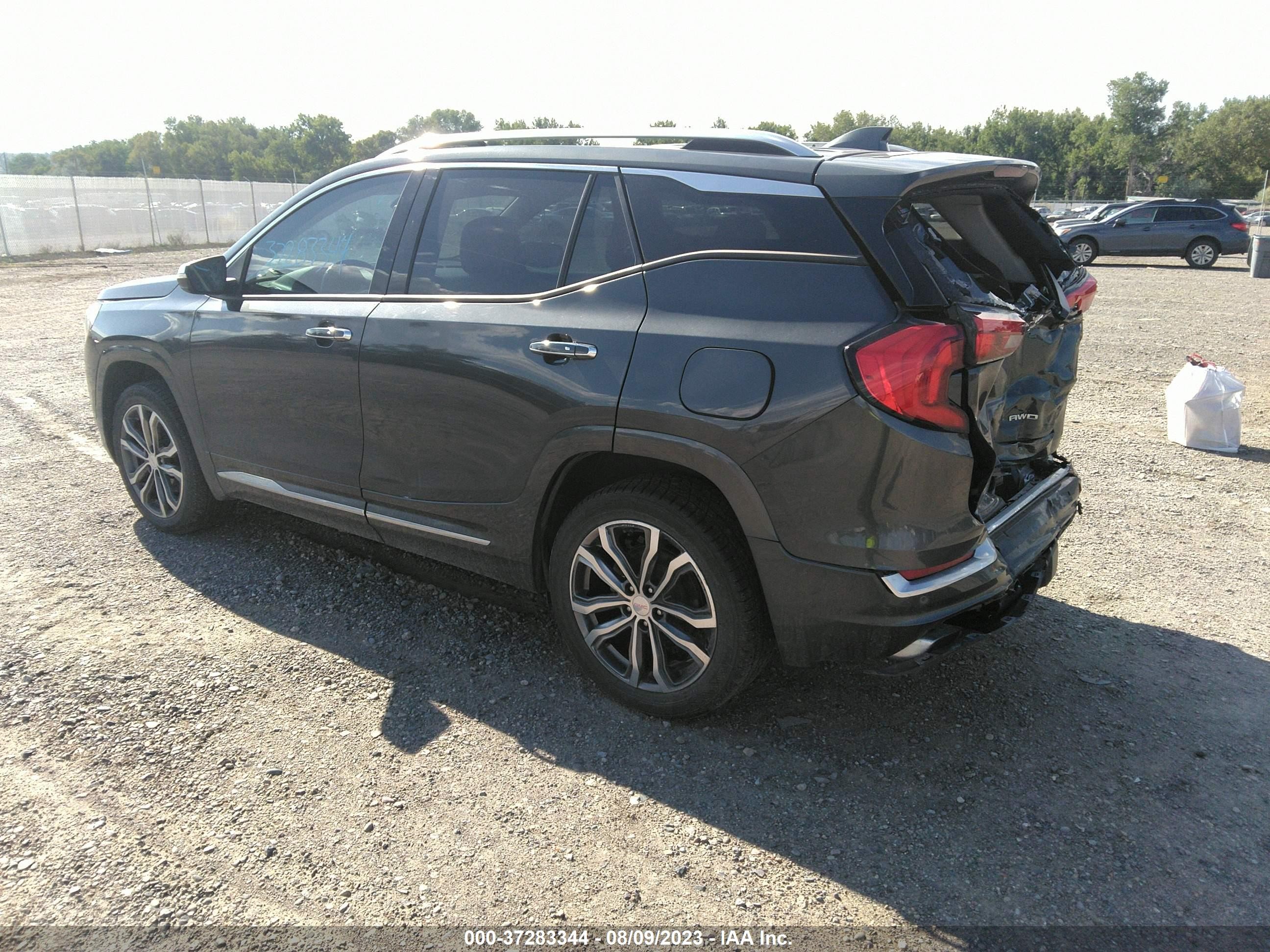 Photo 2 VIN: 3GKALXEX2JL144698 - GMC TERRAIN 