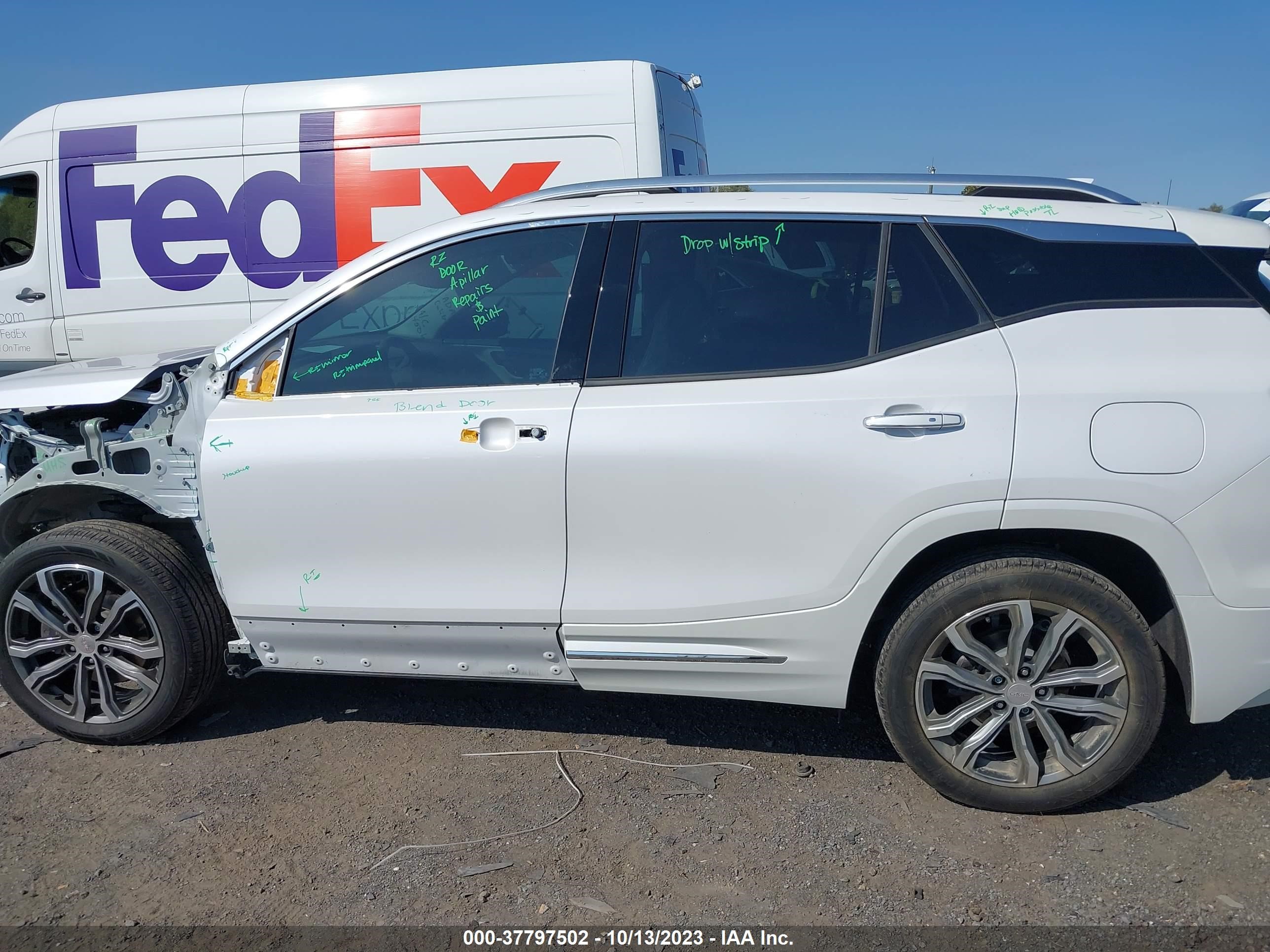 Photo 13 VIN: 3GKALXEX3LL324081 - GMC TERRAIN 