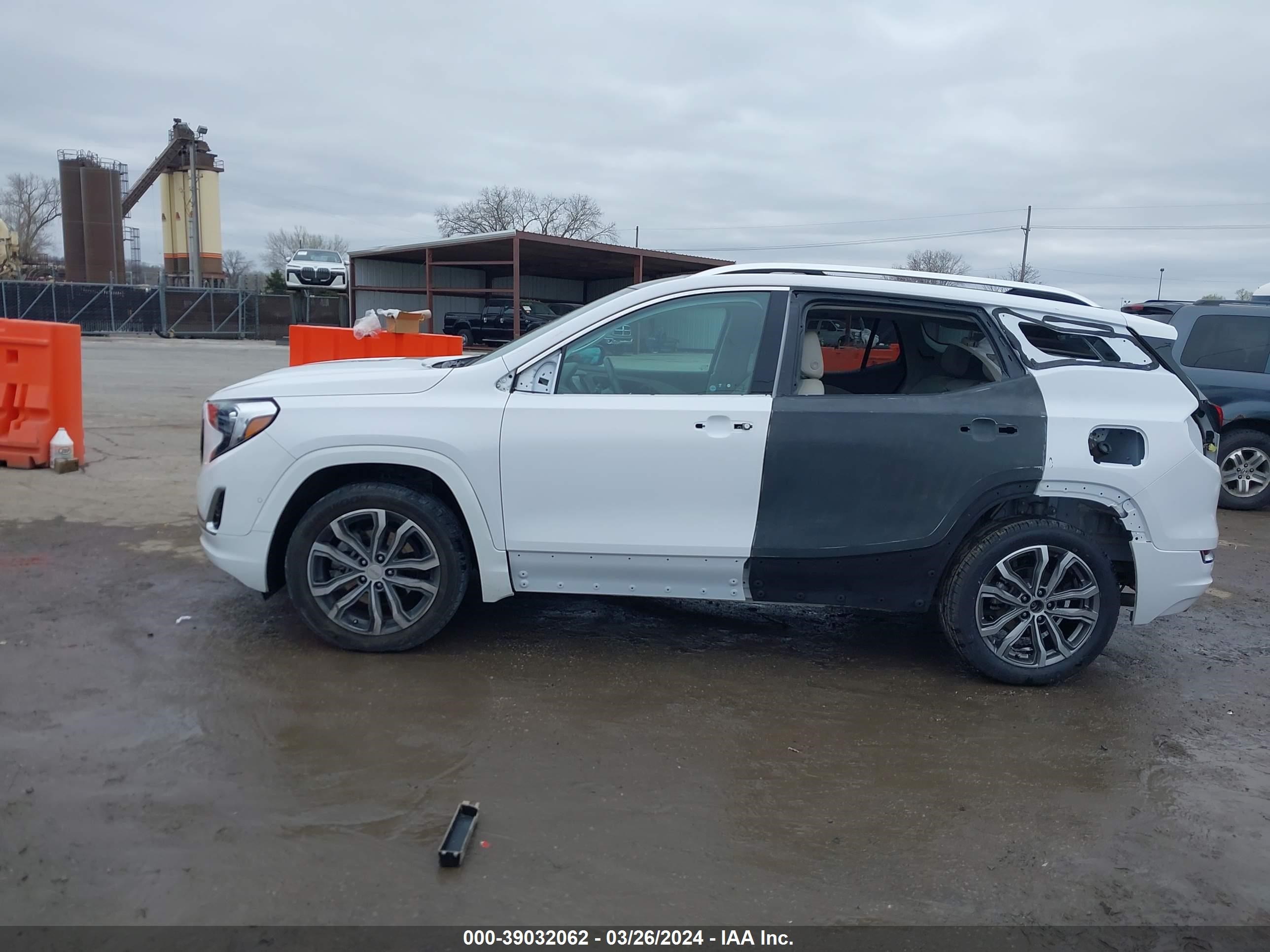 Photo 14 VIN: 3GKALXEX9LL281947 - GMC TERRAIN 