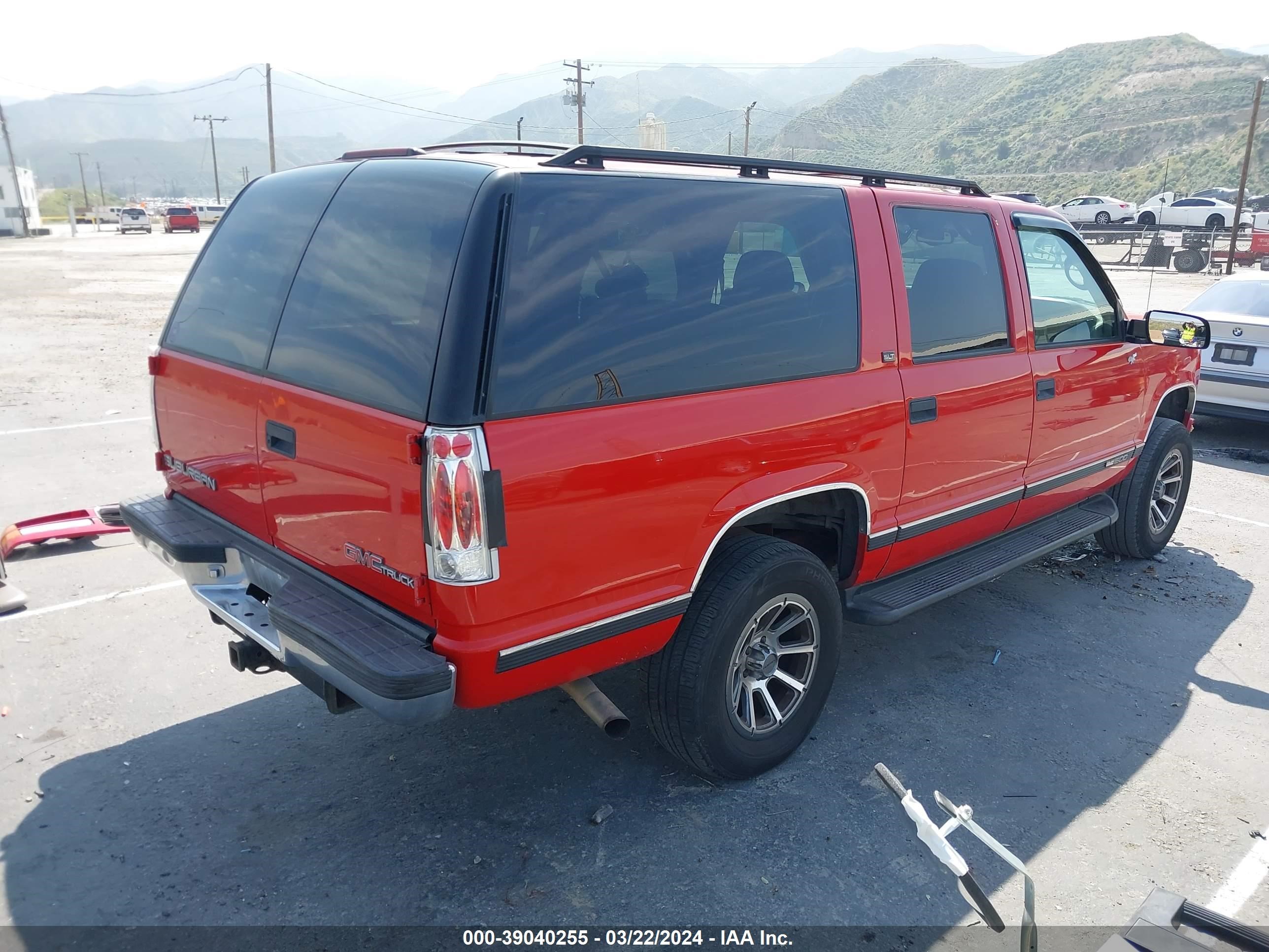 Photo 3 VIN: 3GKEC16R6VG510420 - GMC NULL 