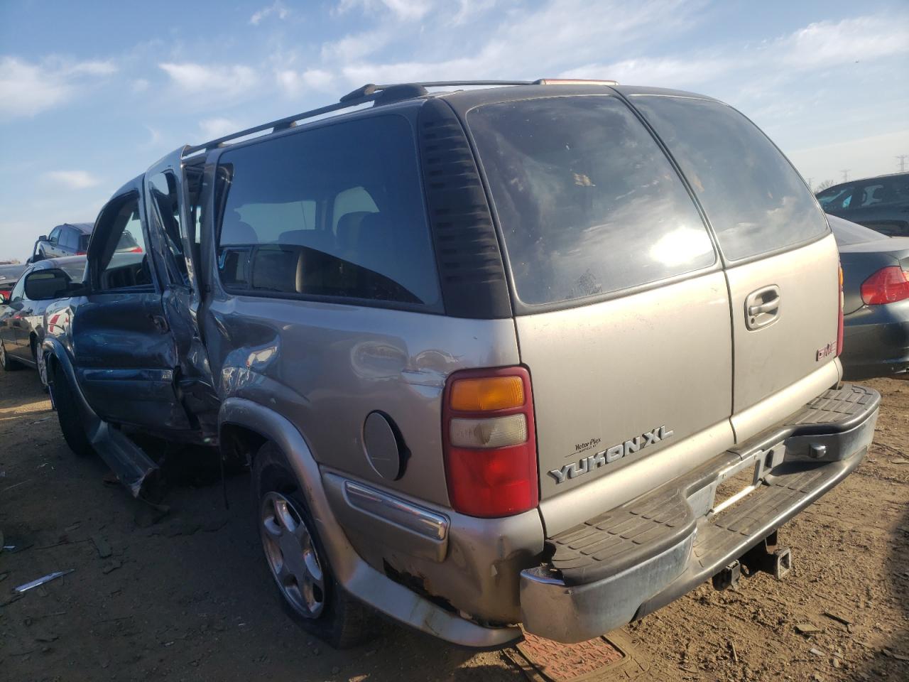 Photo 1 VIN: 3GKEC16T8YG174740 - GMC YUKON 