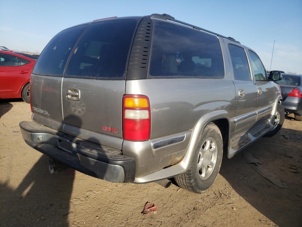 Photo 2 VIN: 3GKEC16T8YG174740 - GMC YUKON 