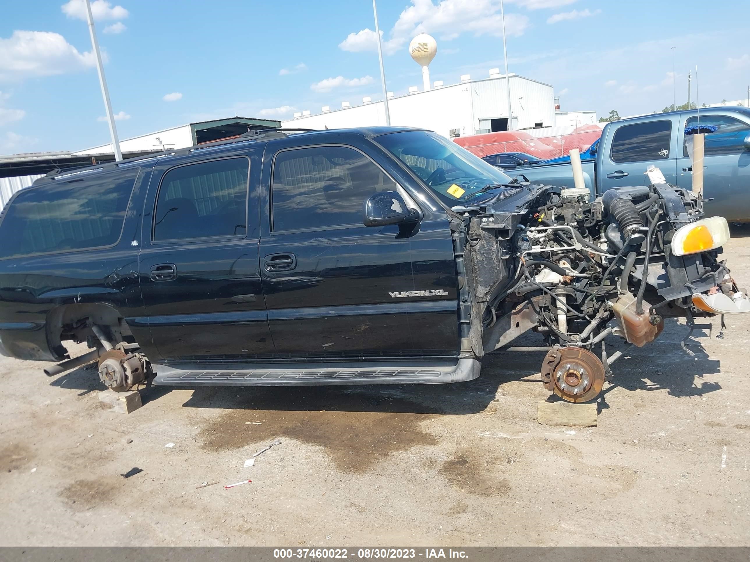 Photo 11 VIN: 3GKEC16Z33G209200 - GMC YUKON 