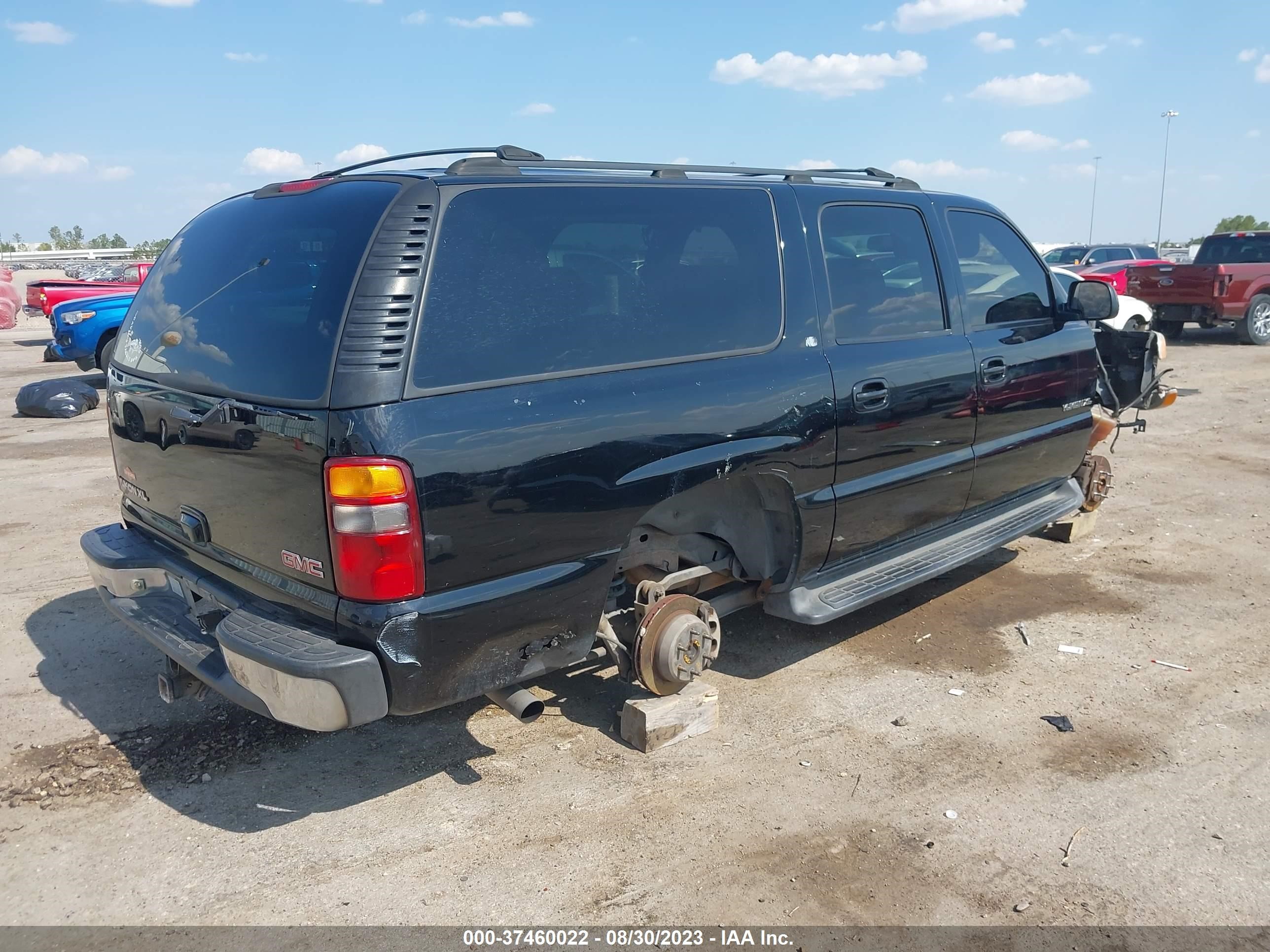 Photo 3 VIN: 3GKEC16Z33G209200 - GMC YUKON 