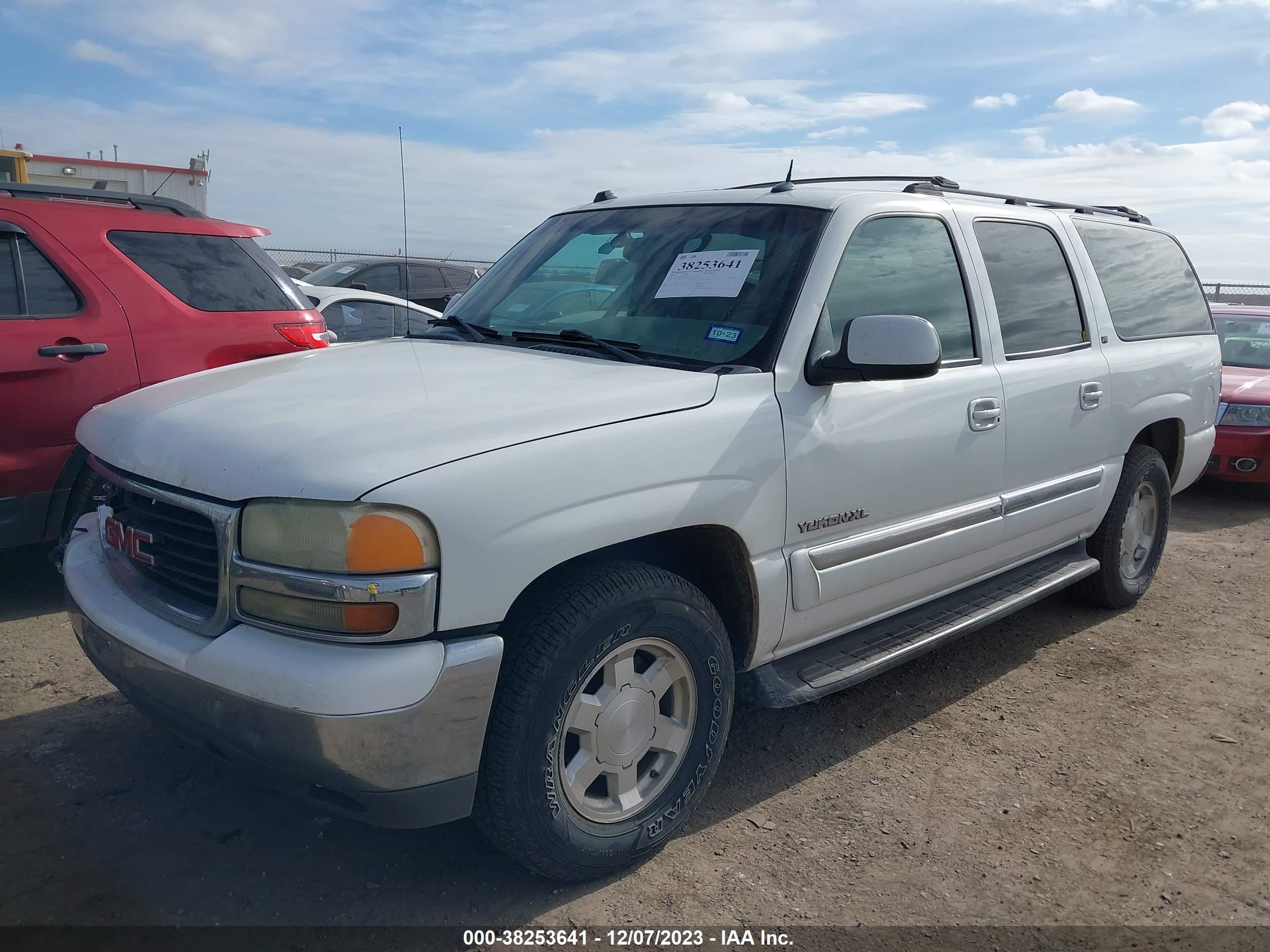 Photo 1 VIN: 3GKEC16Z44G289494 - GMC YUKON 