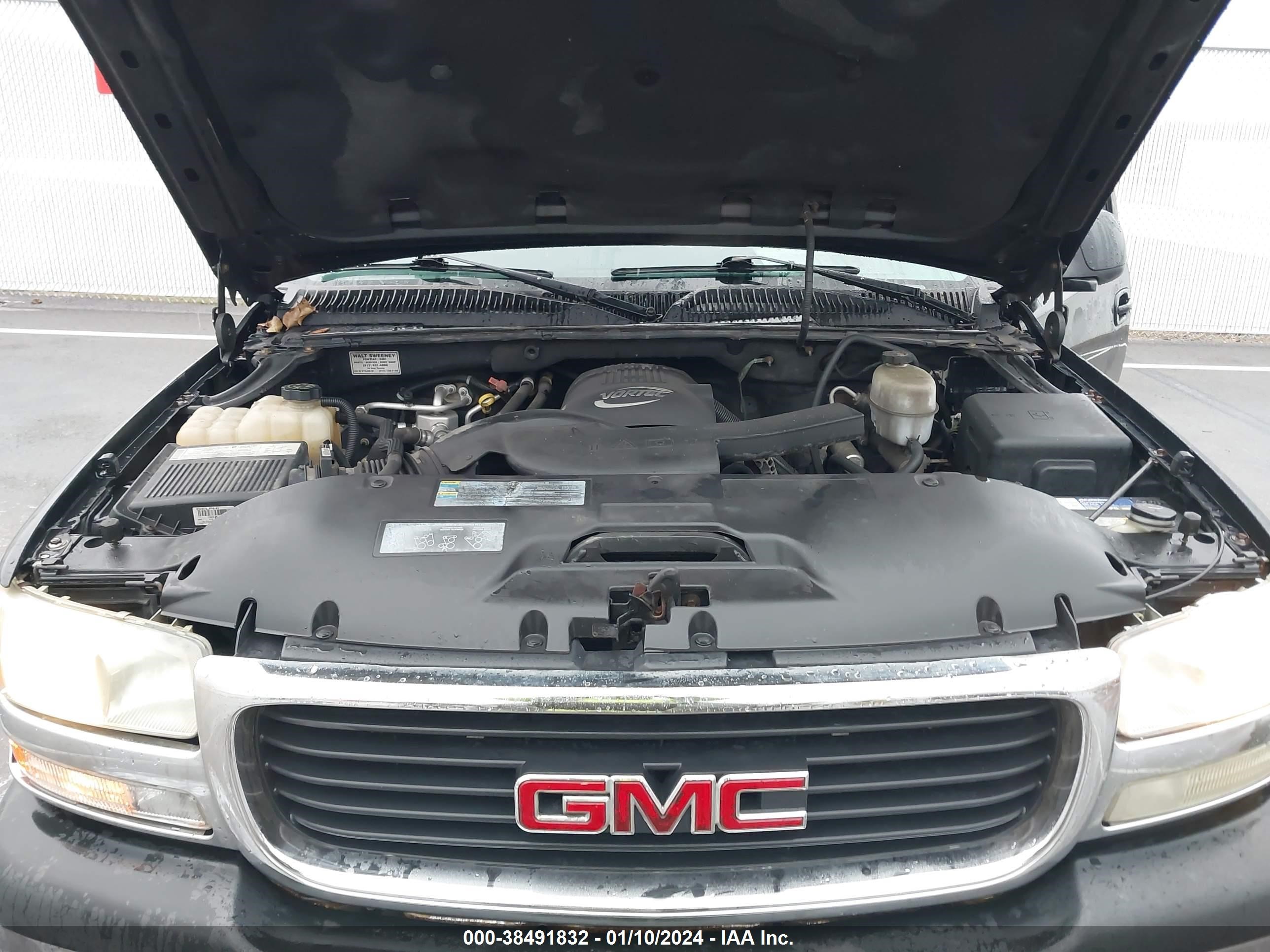 Photo 9 VIN: 3GKEC16Z95G254192 - GMC YUKON 