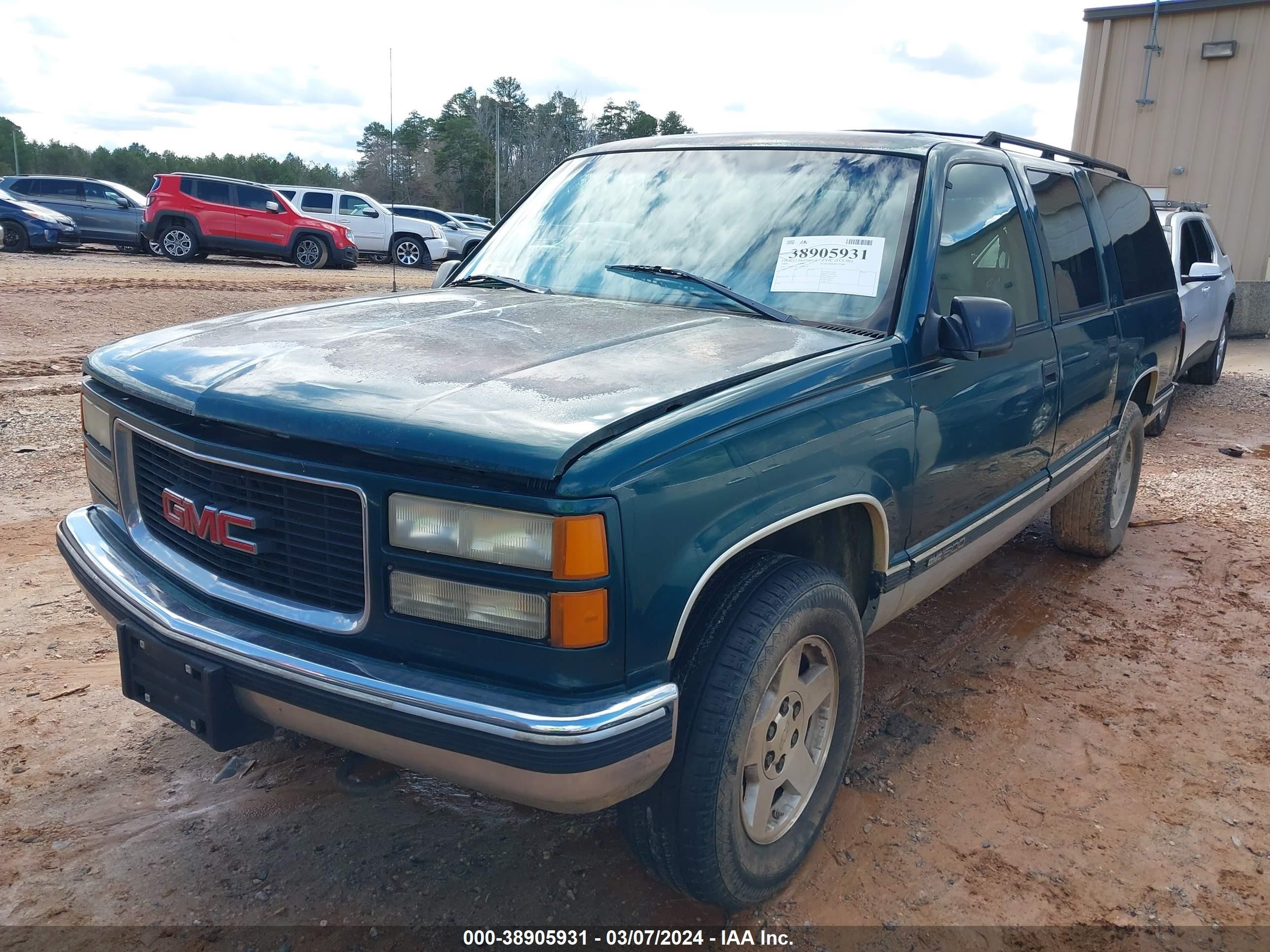 Photo 1 VIN: 3GKFK16R4XG506540 - GMC NULL 