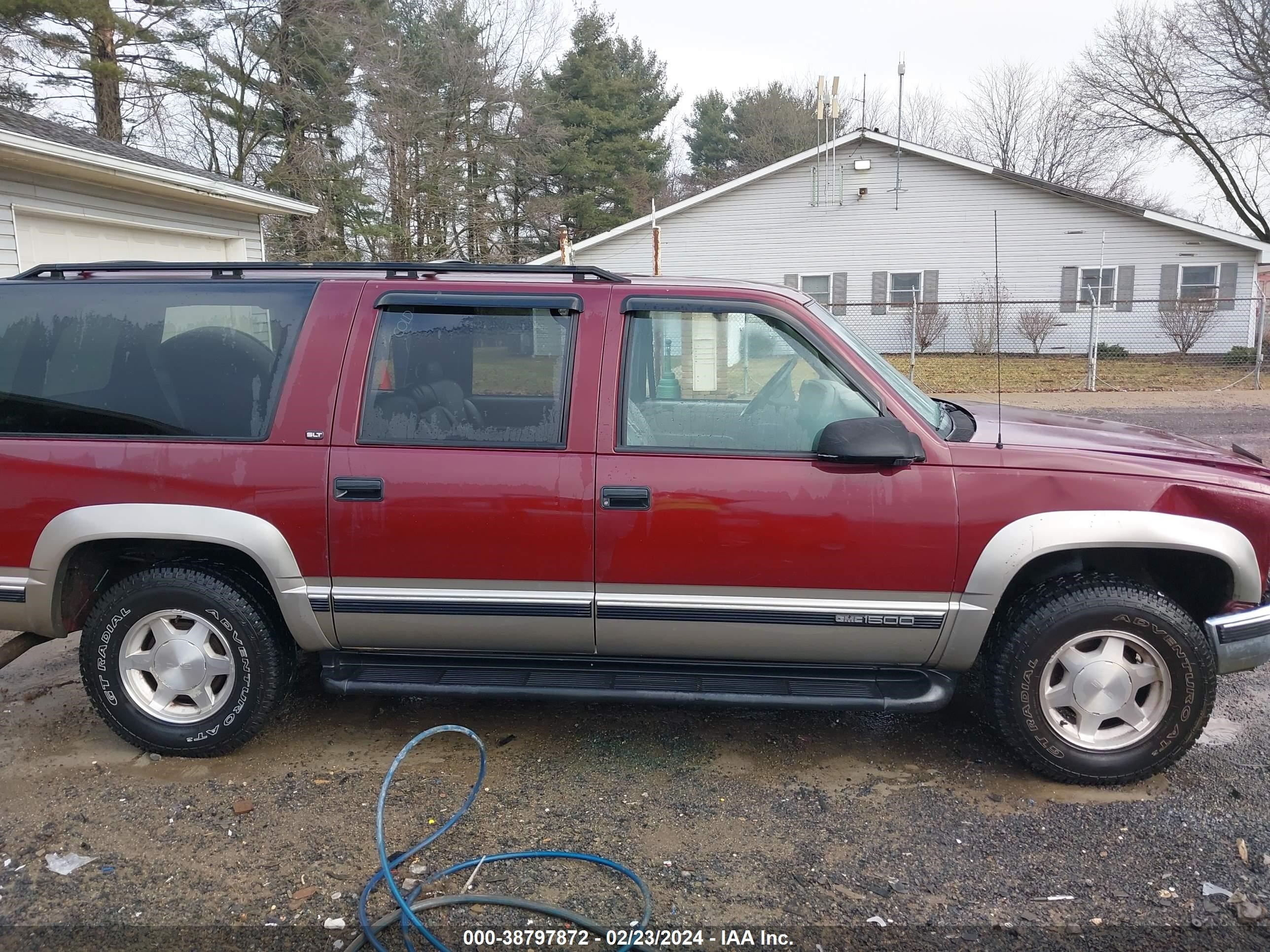 Photo 12 VIN: 3GKFK16RXXG545276 - GMC NULL 