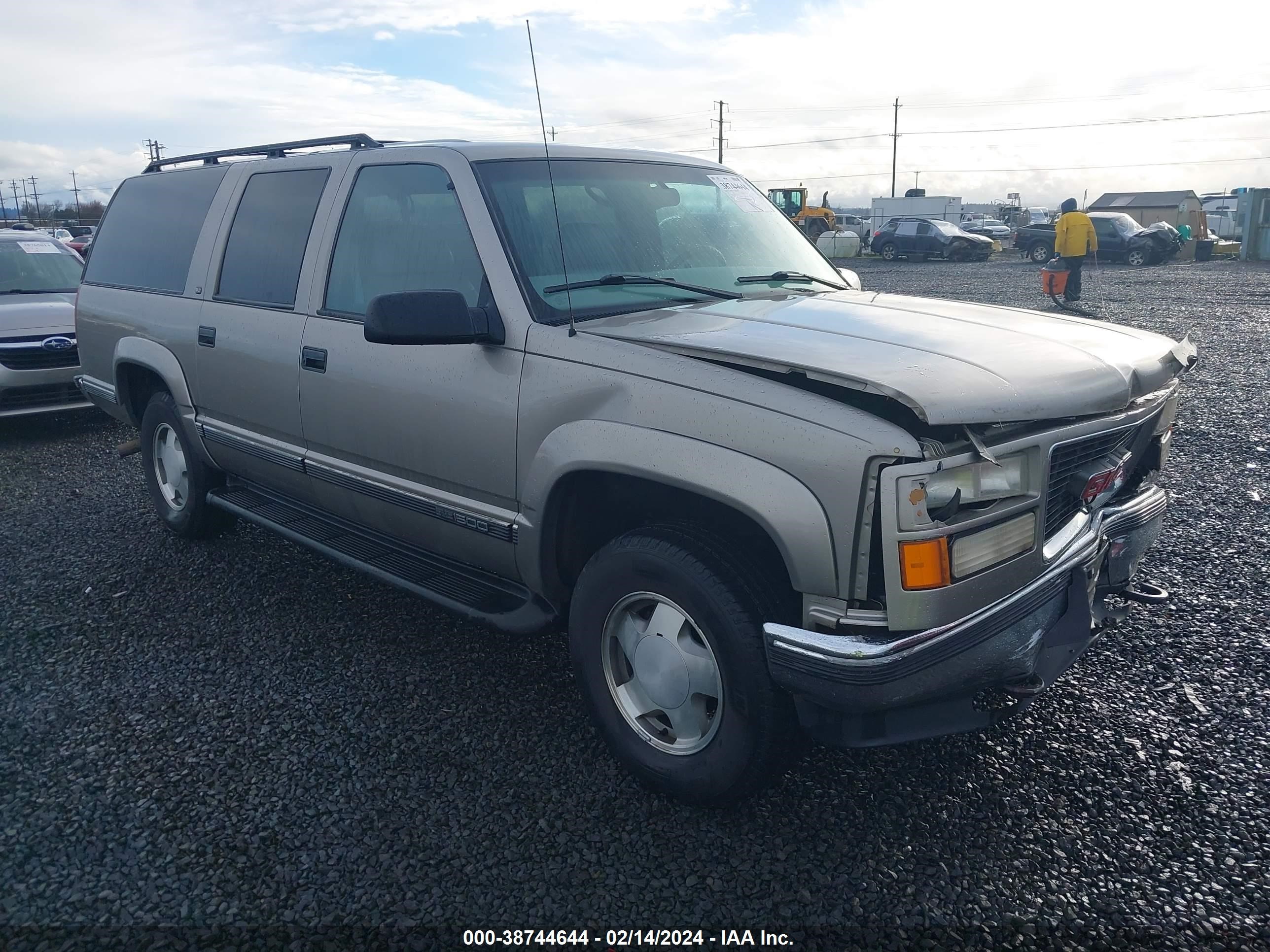 Photo 0 VIN: 3GKFK16RXXG549196 - GMC NULL 