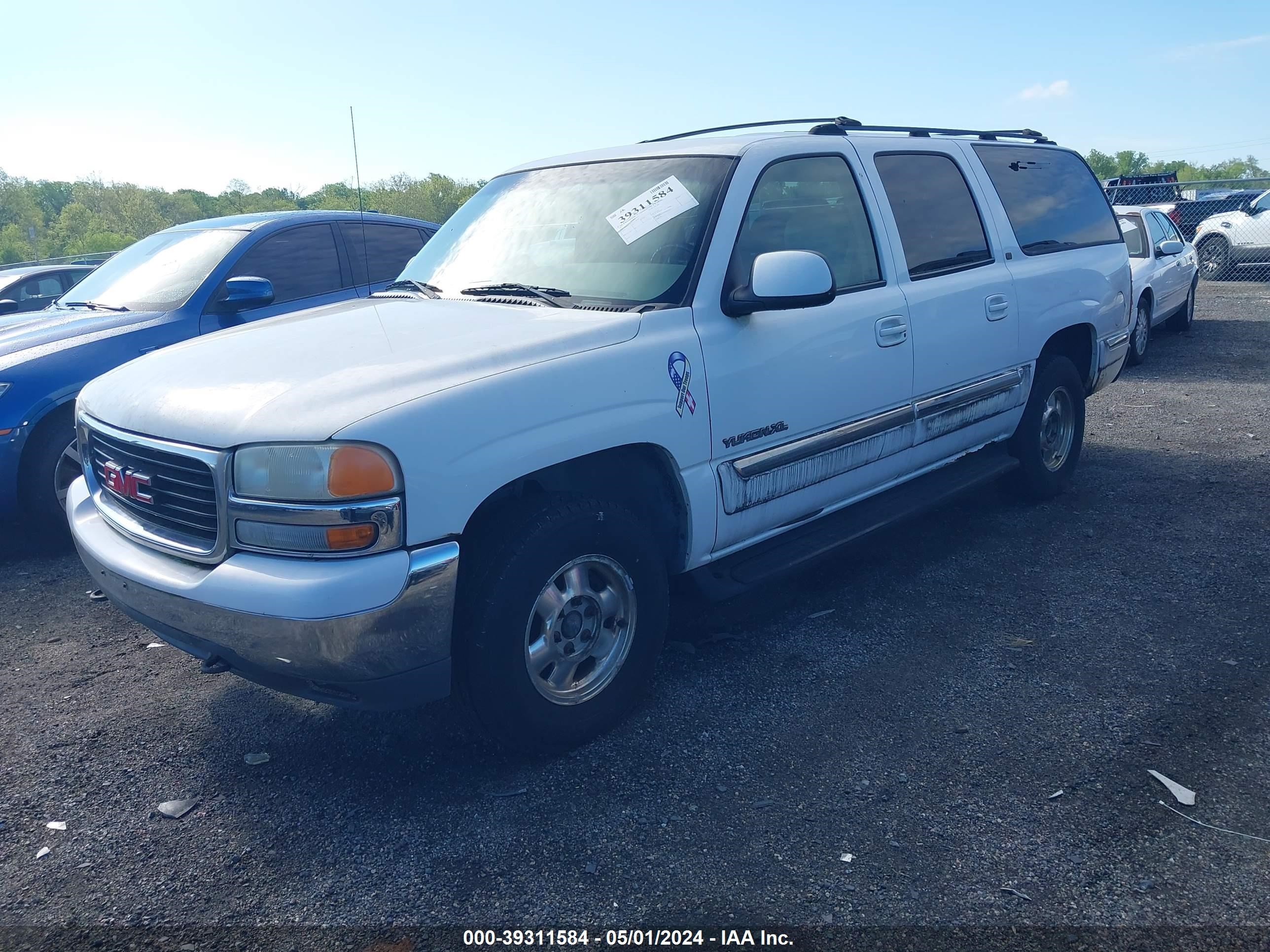 Photo 1 VIN: 3GKFK16T11G176536 - GMC NULL 