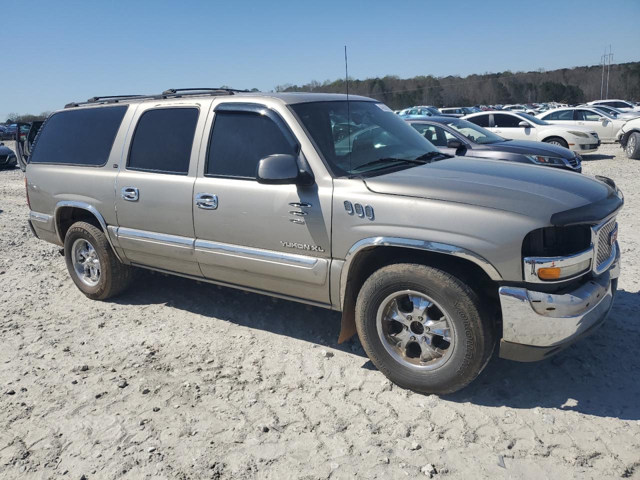 Photo 3 VIN: 3GKFK16T1YG135124 - GMC YUKON 