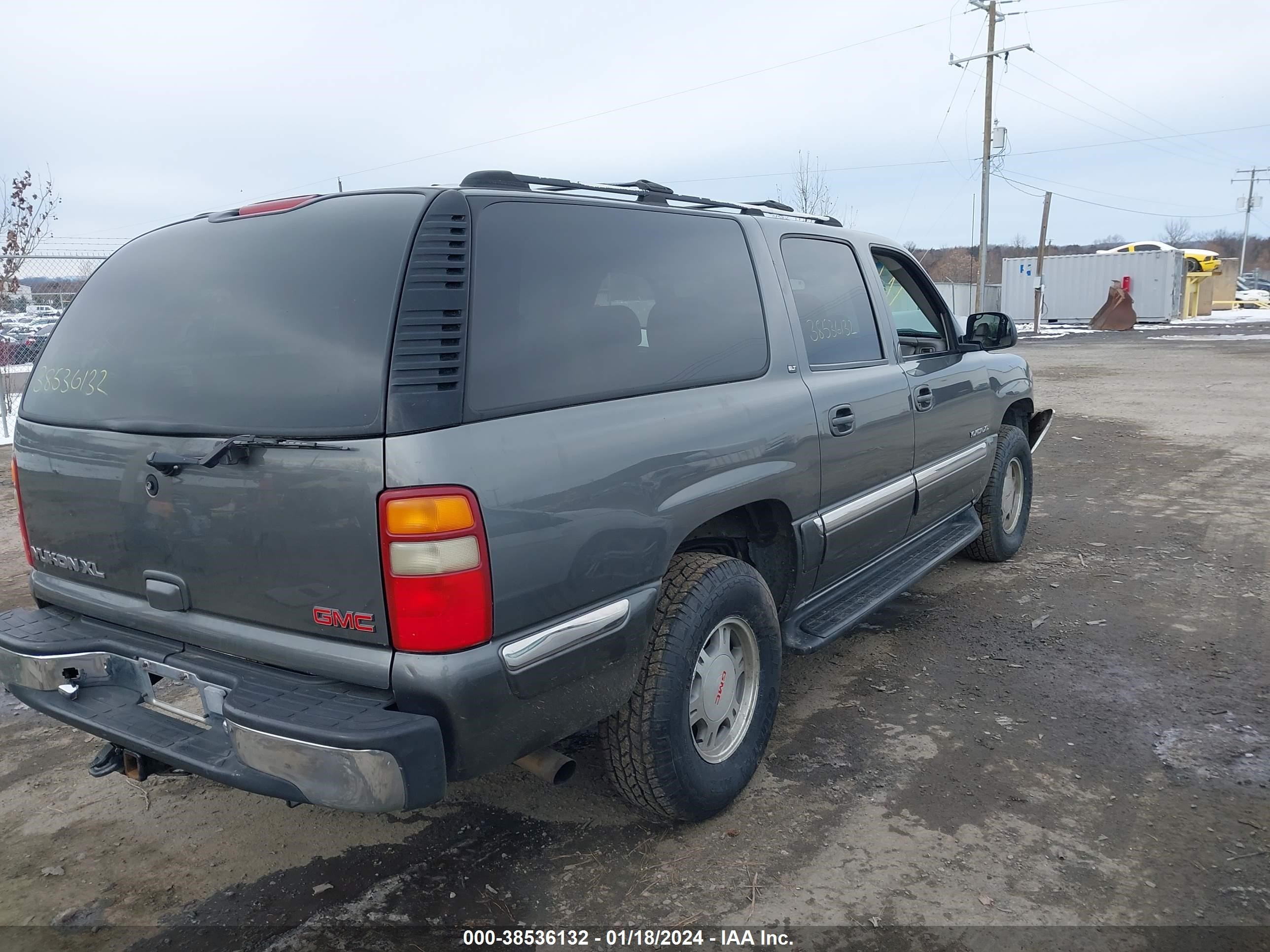 Photo 3 VIN: 3GKFK16T31G109517 - GMC YUKON 