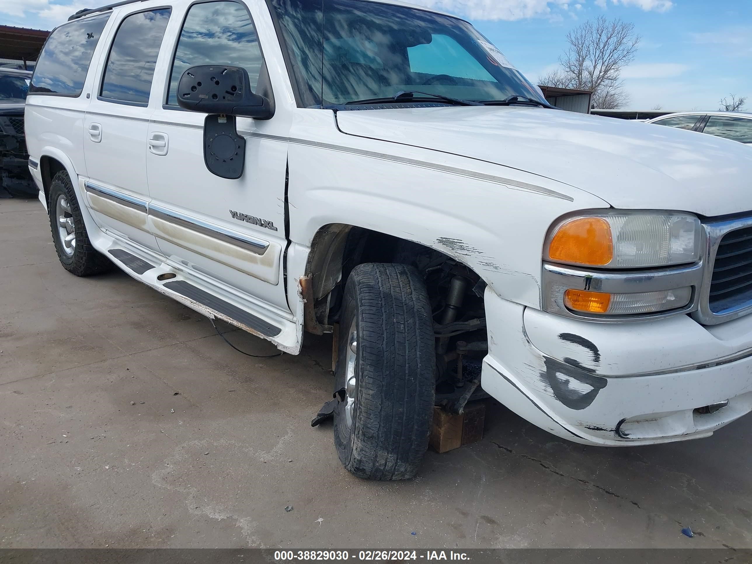 Photo 5 VIN: 3GKFK16T41G102169 - GMC YUKON 