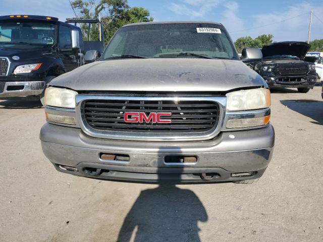 Photo 4 VIN: 3GKFK16T81G261423 - GMC YUKON 