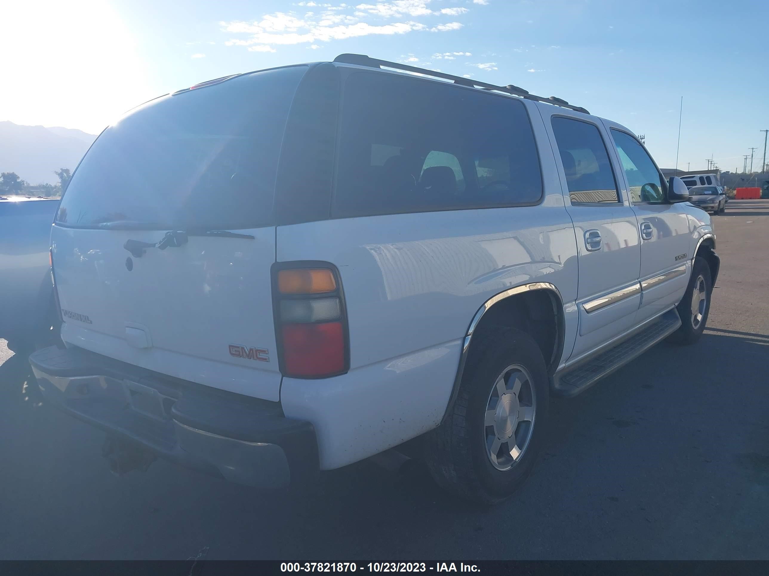 Photo 3 VIN: 3GKFK16Z45G153424 - GMC YUKON 