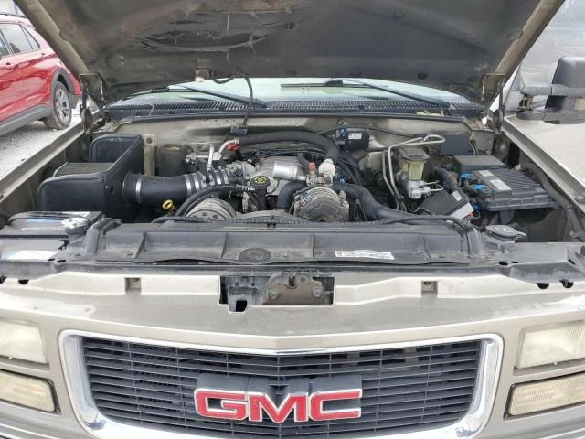 Photo 11 VIN: 3GKGK26J1XG521629 - GMC SUBURBAN K 