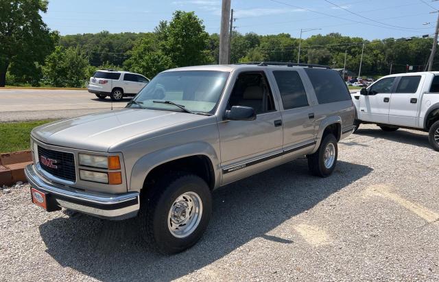 Photo 1 VIN: 3GKGK26J4XG528073 - GMC SUBURBAN 