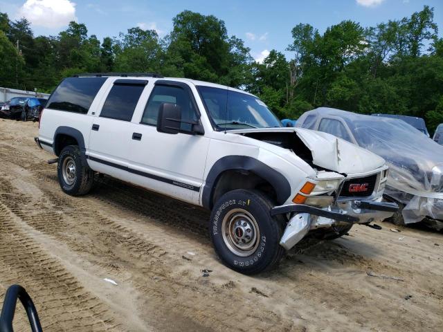 Photo 3 VIN: 3GKGK26R8VG501560 - GMC SUBURBAN 