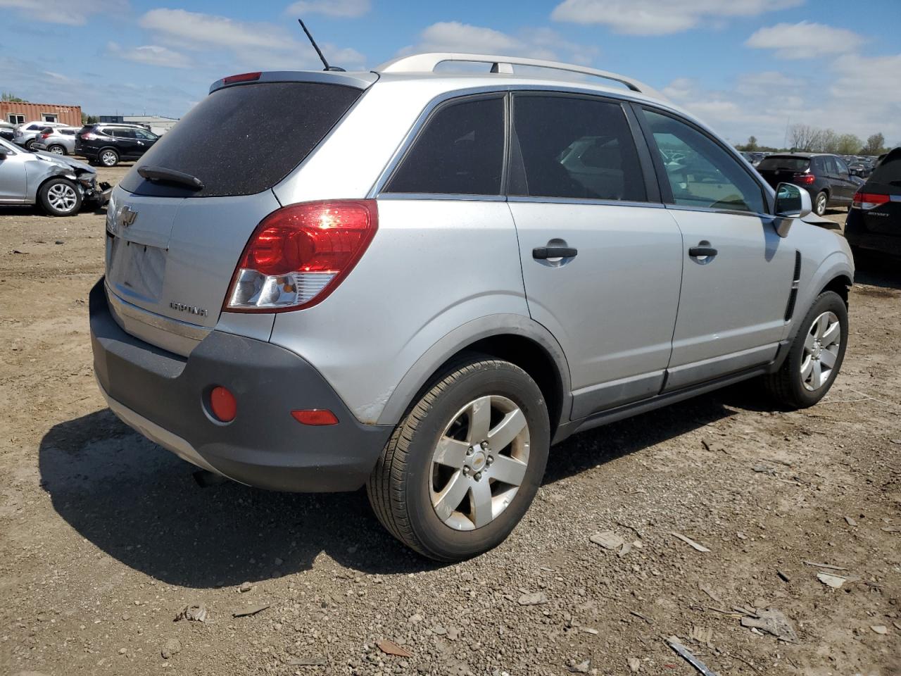 Photo 2 VIN: 3GNAL2EK4CS580777 - CHEVROLET CAPTIVA 