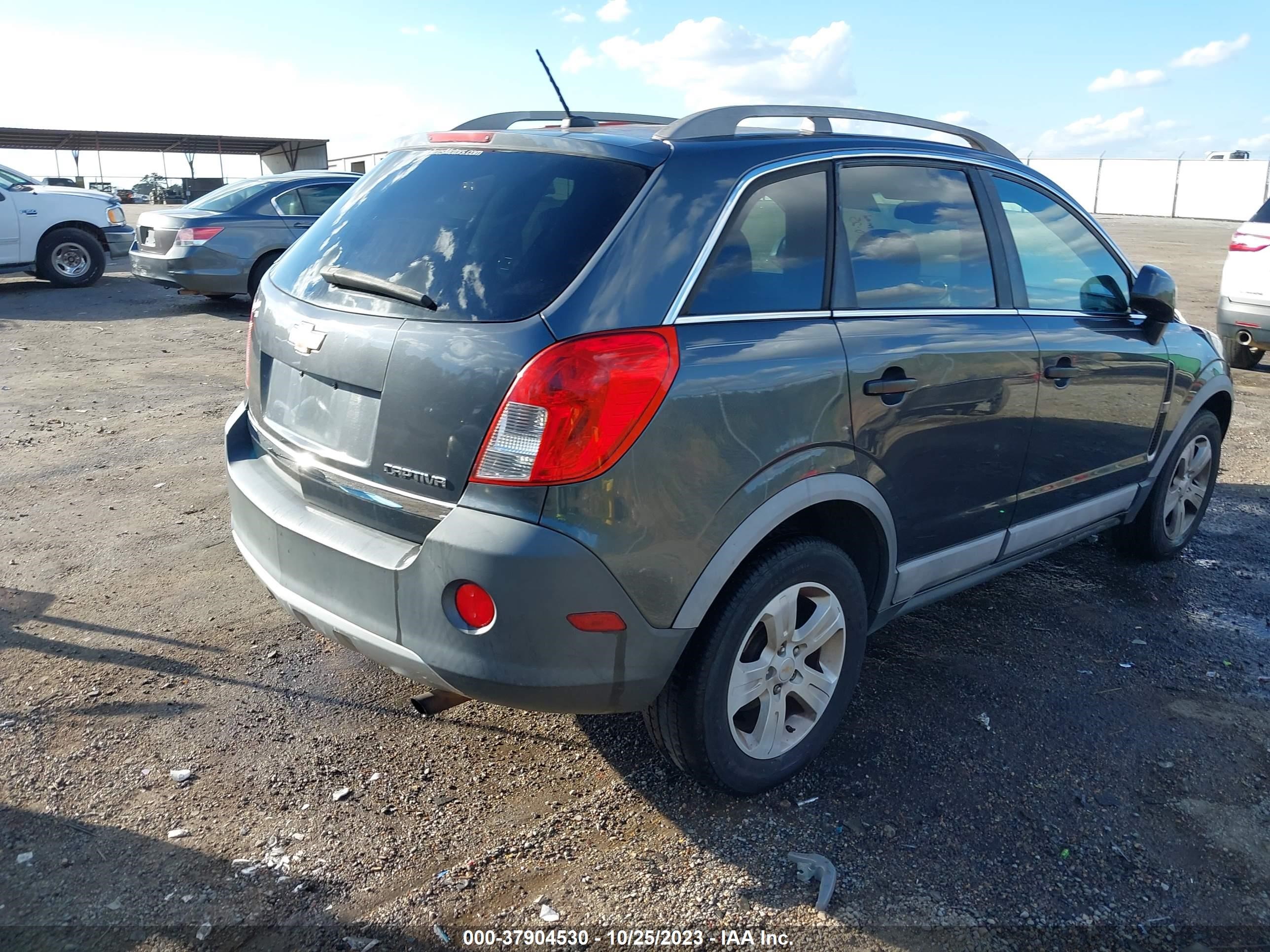 Photo 3 VIN: 3GNAL2EK4DS587925 - CHEVROLET CAPTIVA SPORT 