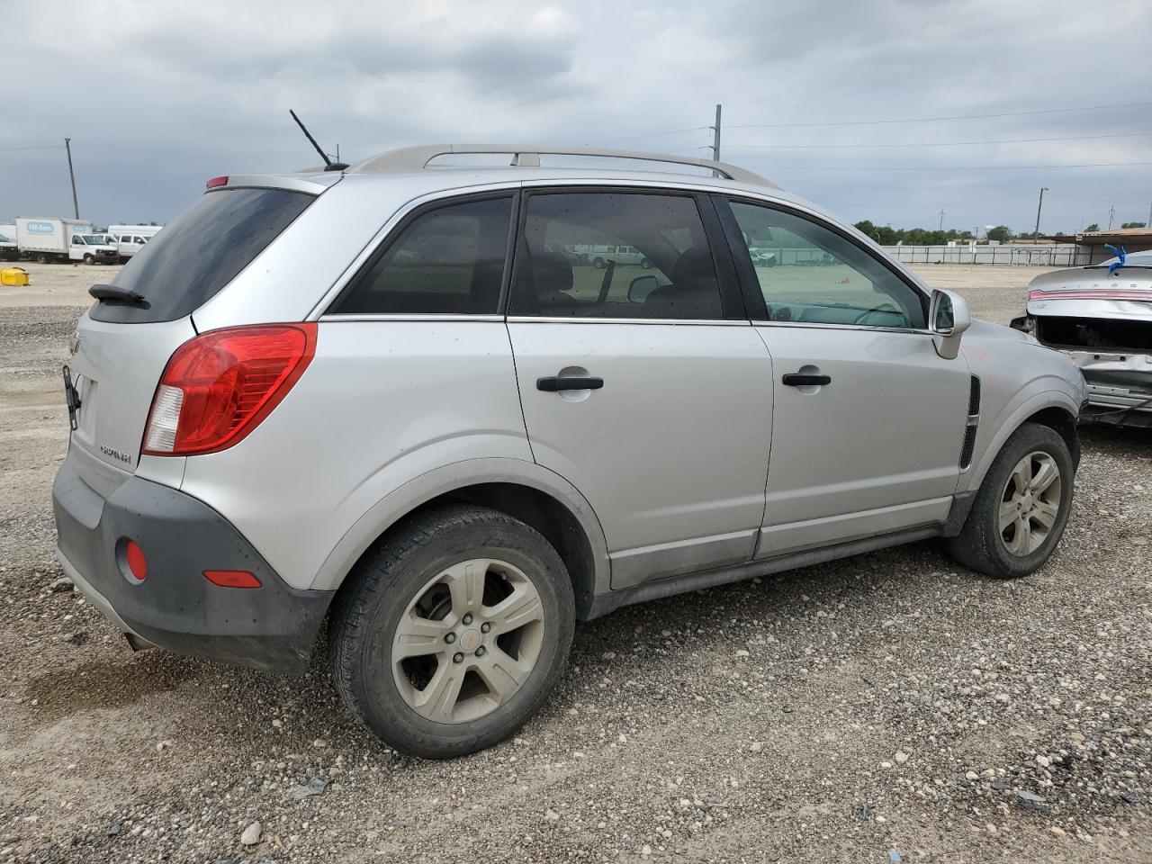 Photo 2 VIN: 3GNAL2EK4DS634631 - CHEVROLET CAPTIVA 