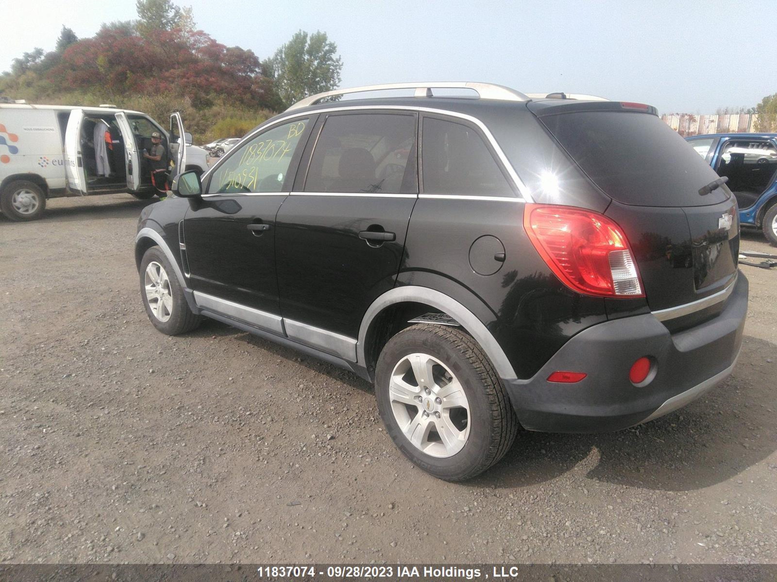 Photo 2 VIN: 3GNAL2EK8ES510931 - CHEVROLET CAPTIVA SPORT 