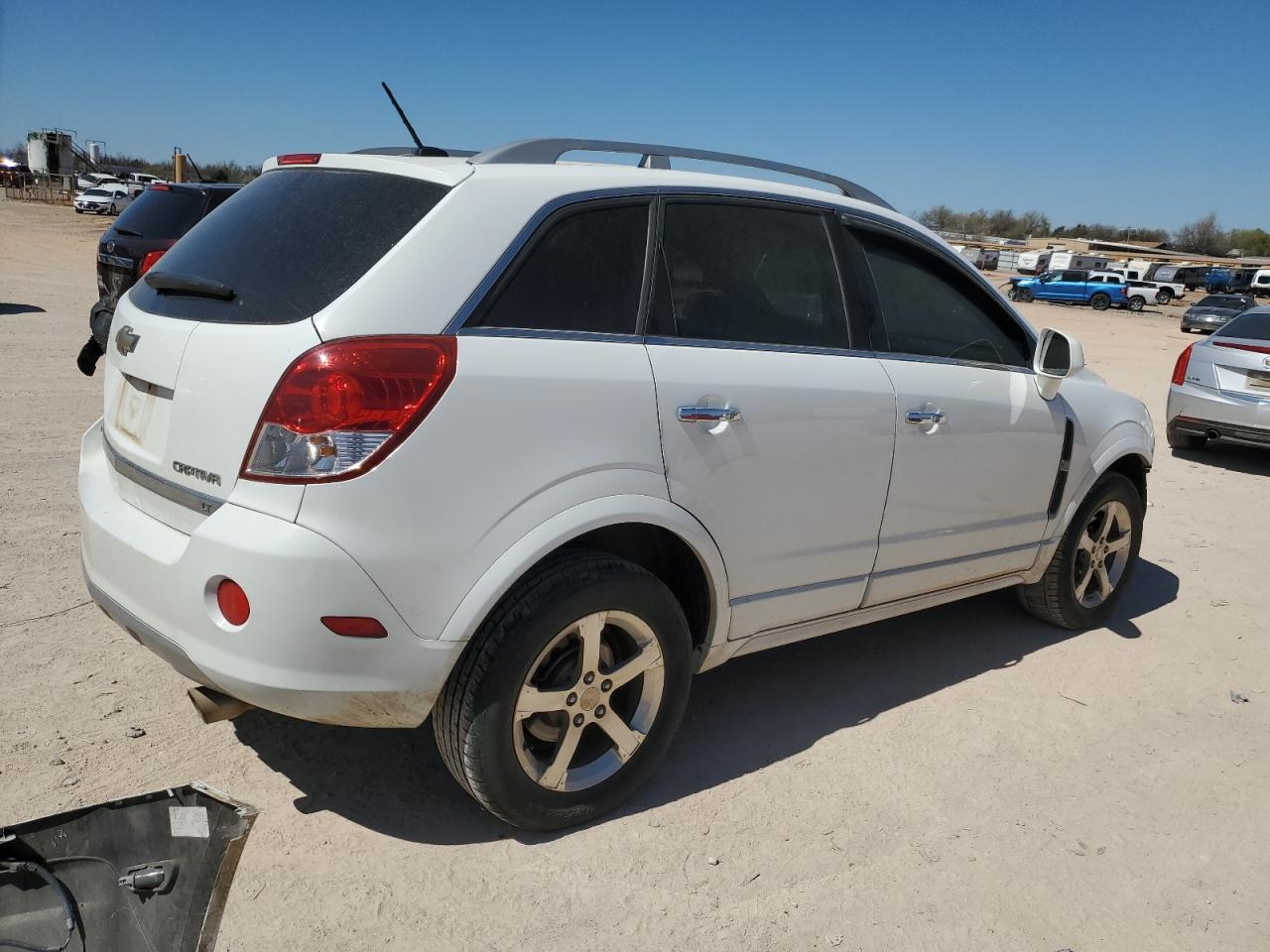 Photo 2 VIN: 3GNAL3E50CS652767 - CHEVROLET CAPTIVA 