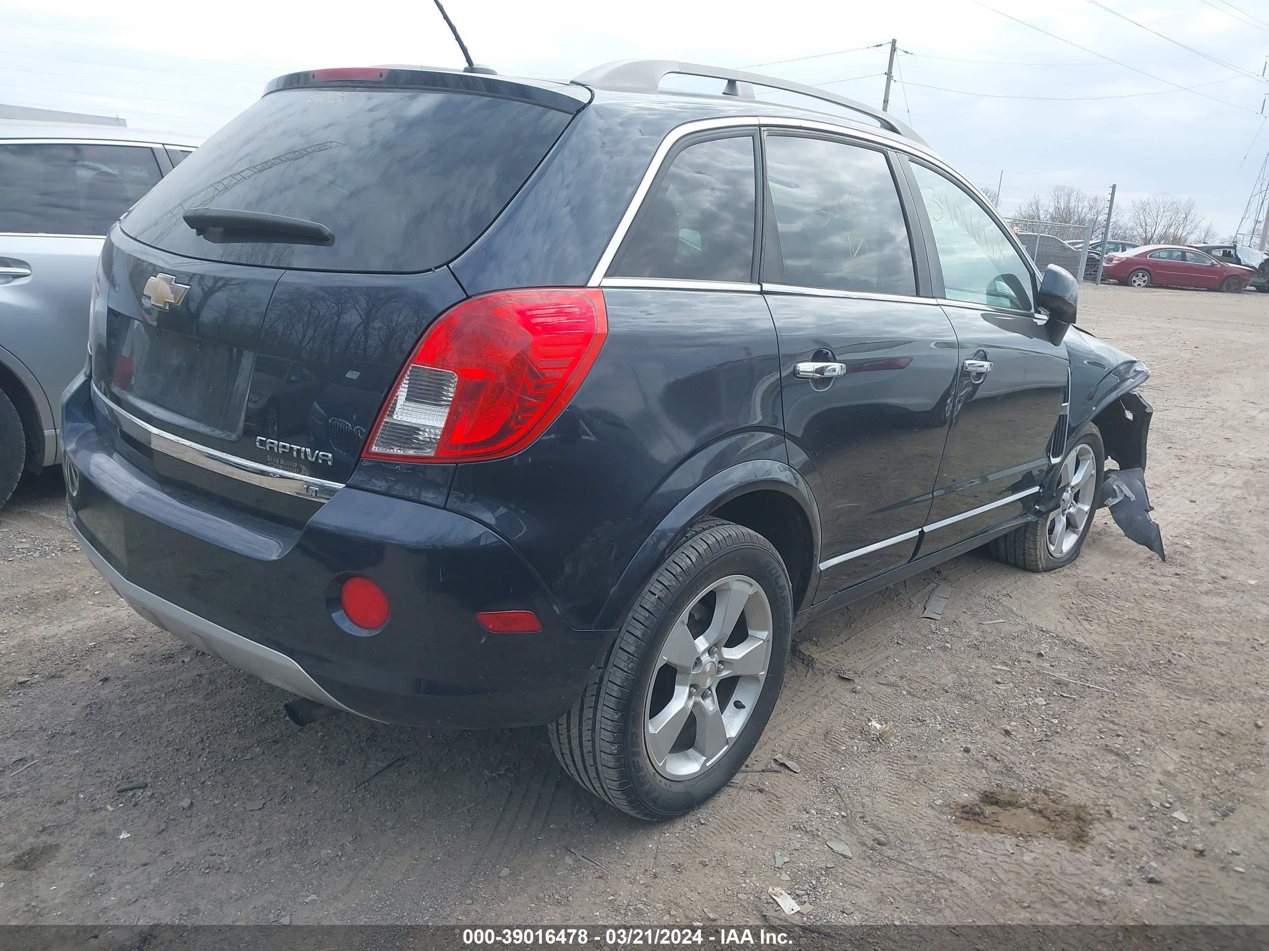 Photo 3 VIN: 3GNAL3EK0FS505181 - CHEVROLET CAPTIVA SPORT 