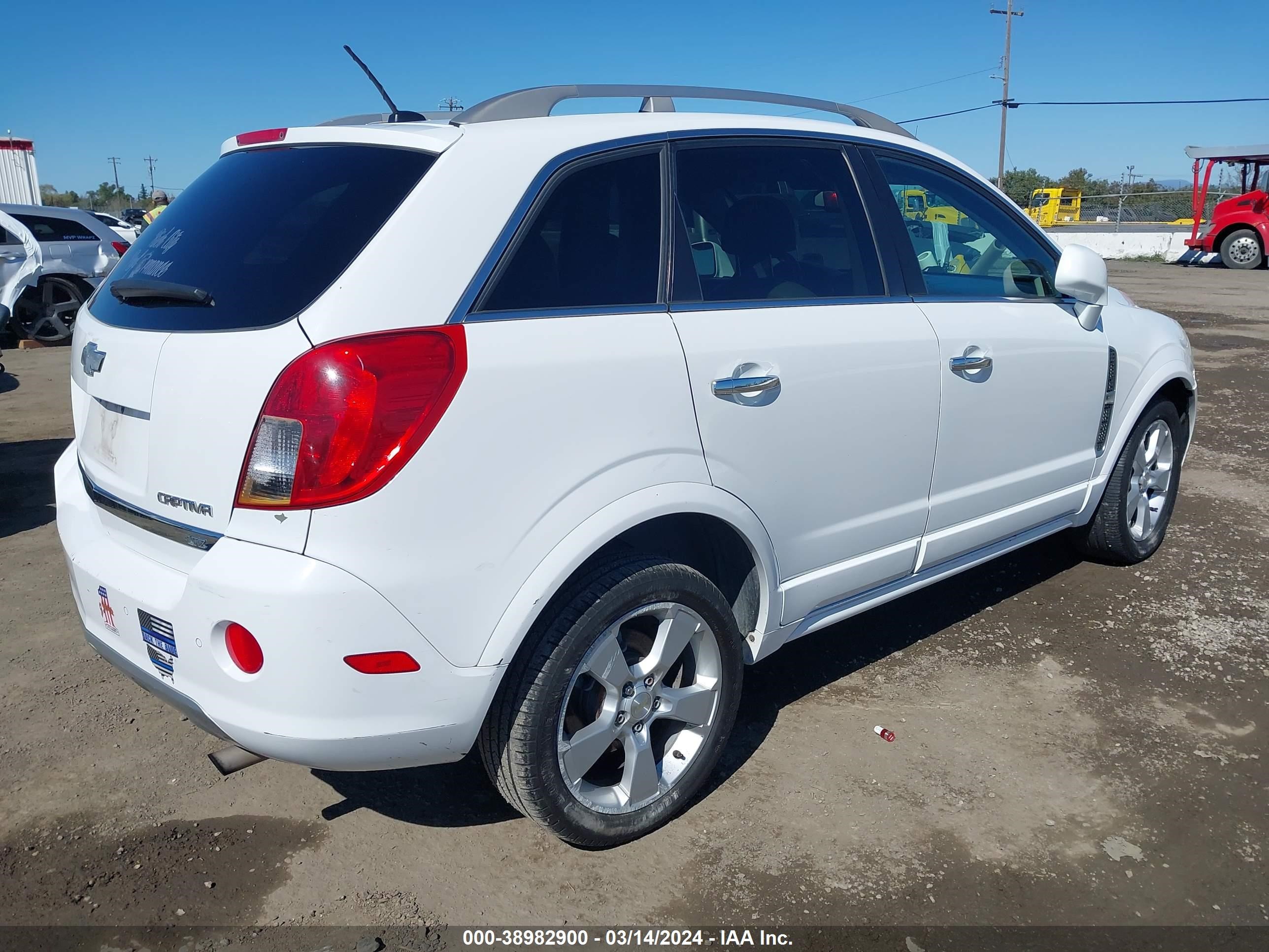 Photo 3 VIN: 3GNAL4EK4ES562441 - CHEVROLET CAPTIVA SPORT 