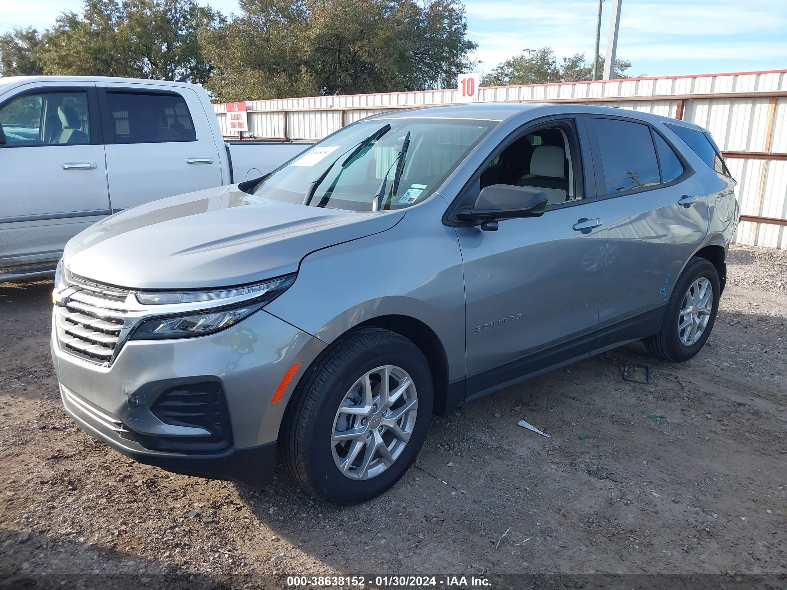 Photo 1 VIN: 3GNAXFEG4PL262052 - CHEVROLET EQUINOX 