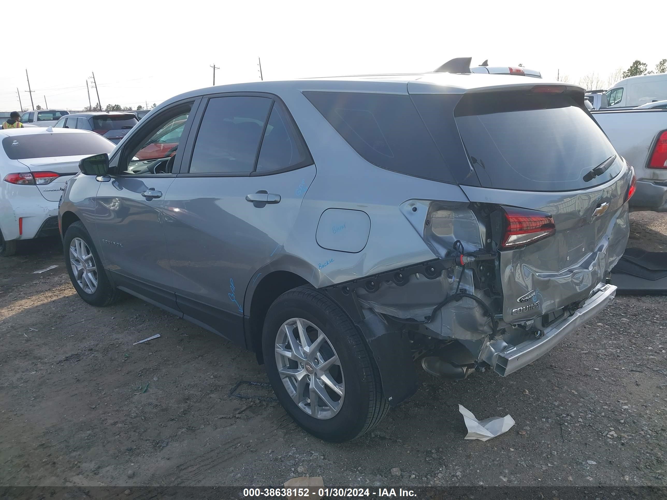 Photo 2 VIN: 3GNAXFEG4PL262052 - CHEVROLET EQUINOX 