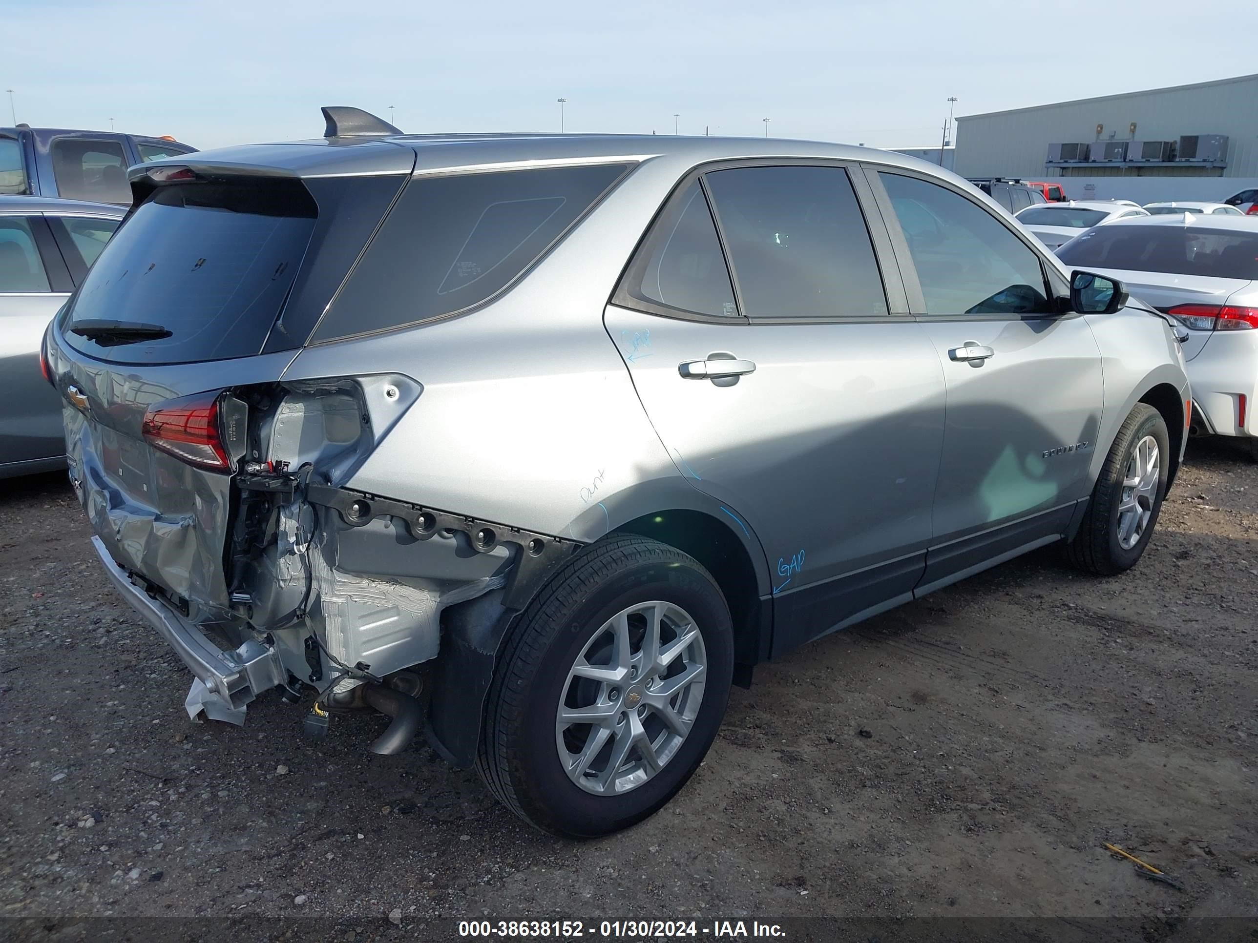 Photo 3 VIN: 3GNAXFEG4PL262052 - CHEVROLET EQUINOX 