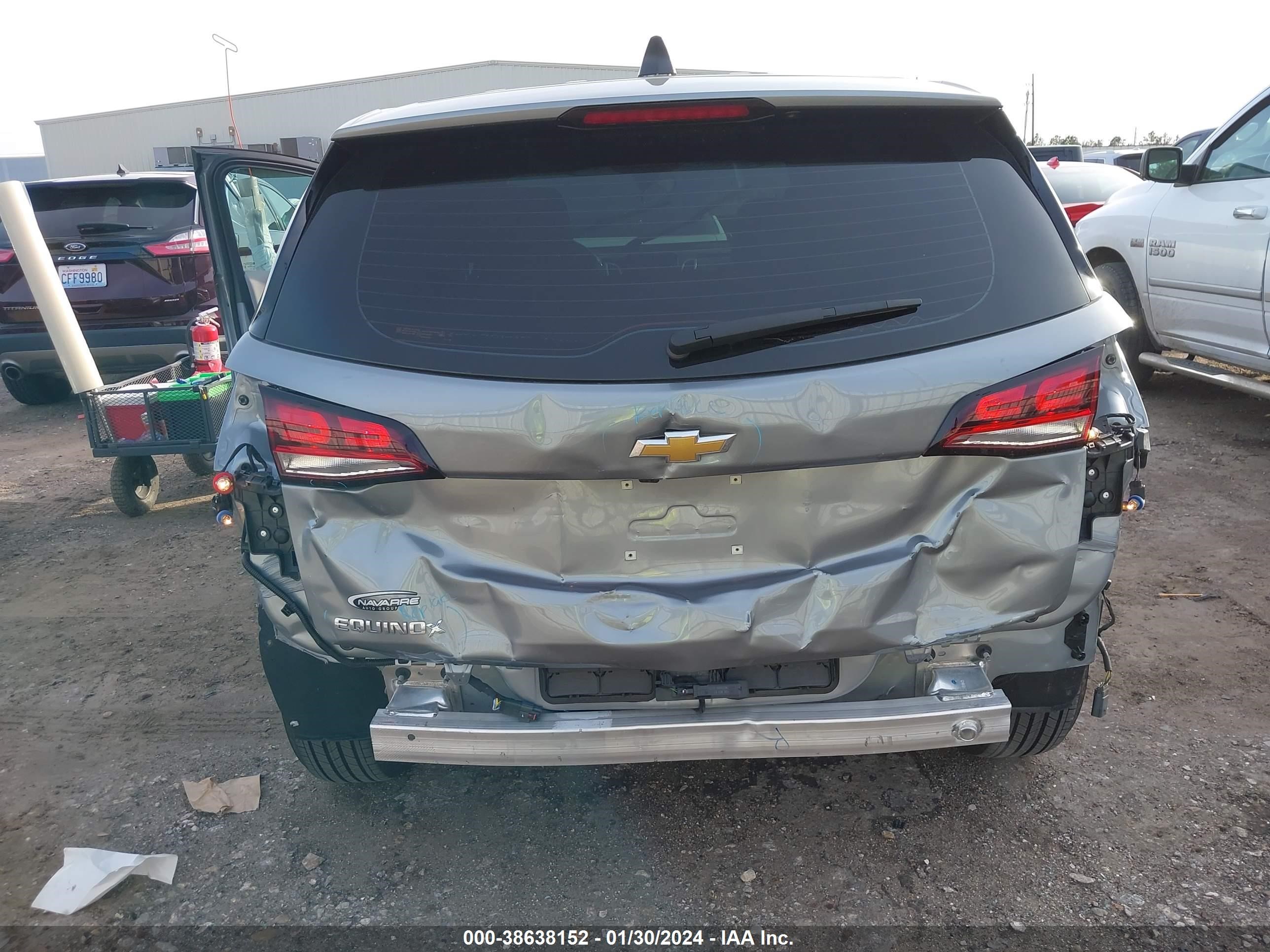 Photo 5 VIN: 3GNAXFEG4PL262052 - CHEVROLET EQUINOX 