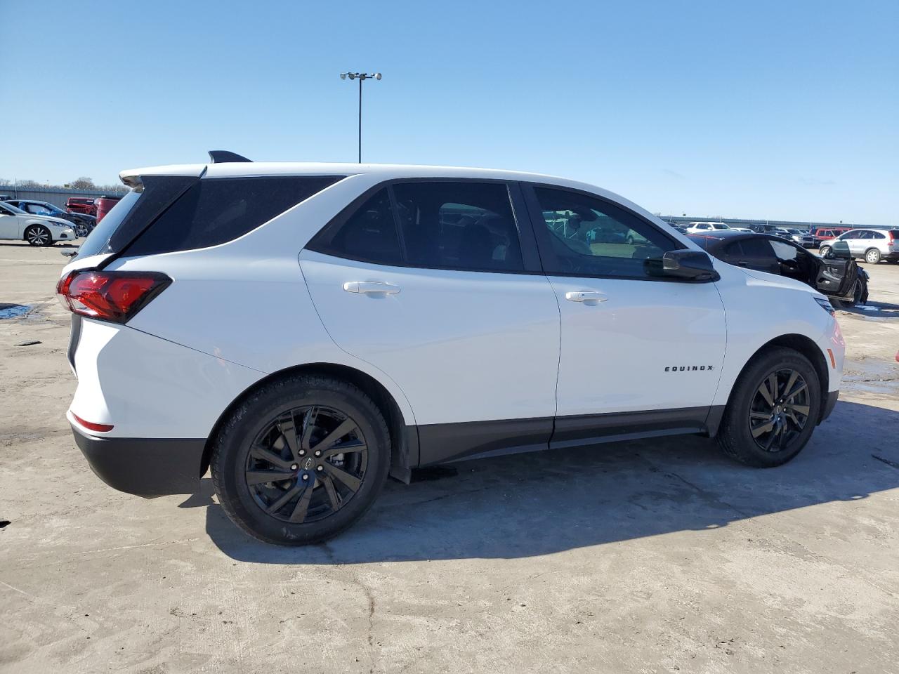 Photo 2 VIN: 3GNAXHEG5RL140430 - CHEVROLET EQUINOX 