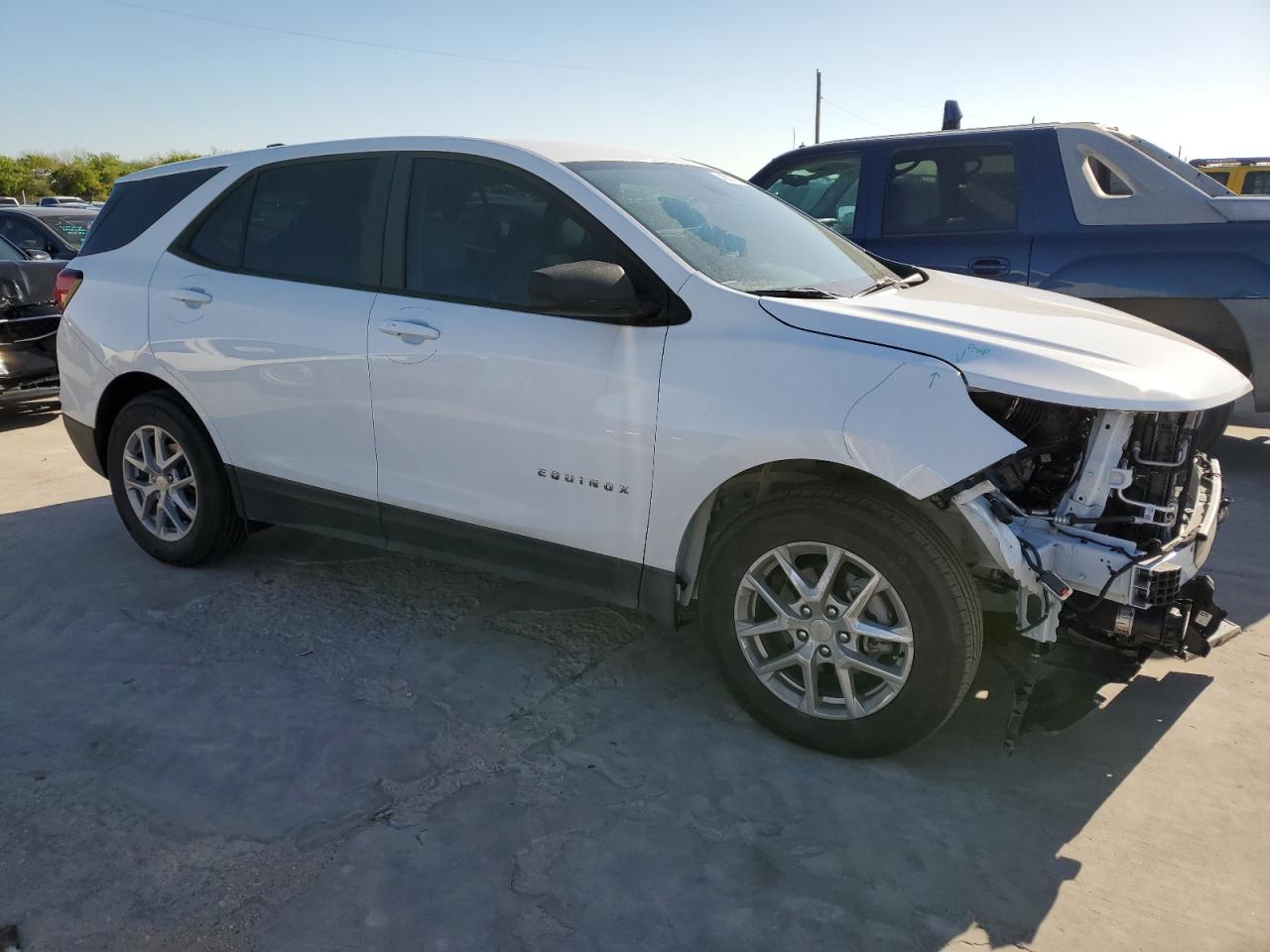 Photo 3 VIN: 3GNAXHEG6RL211344 - CHEVROLET EQUINOX 