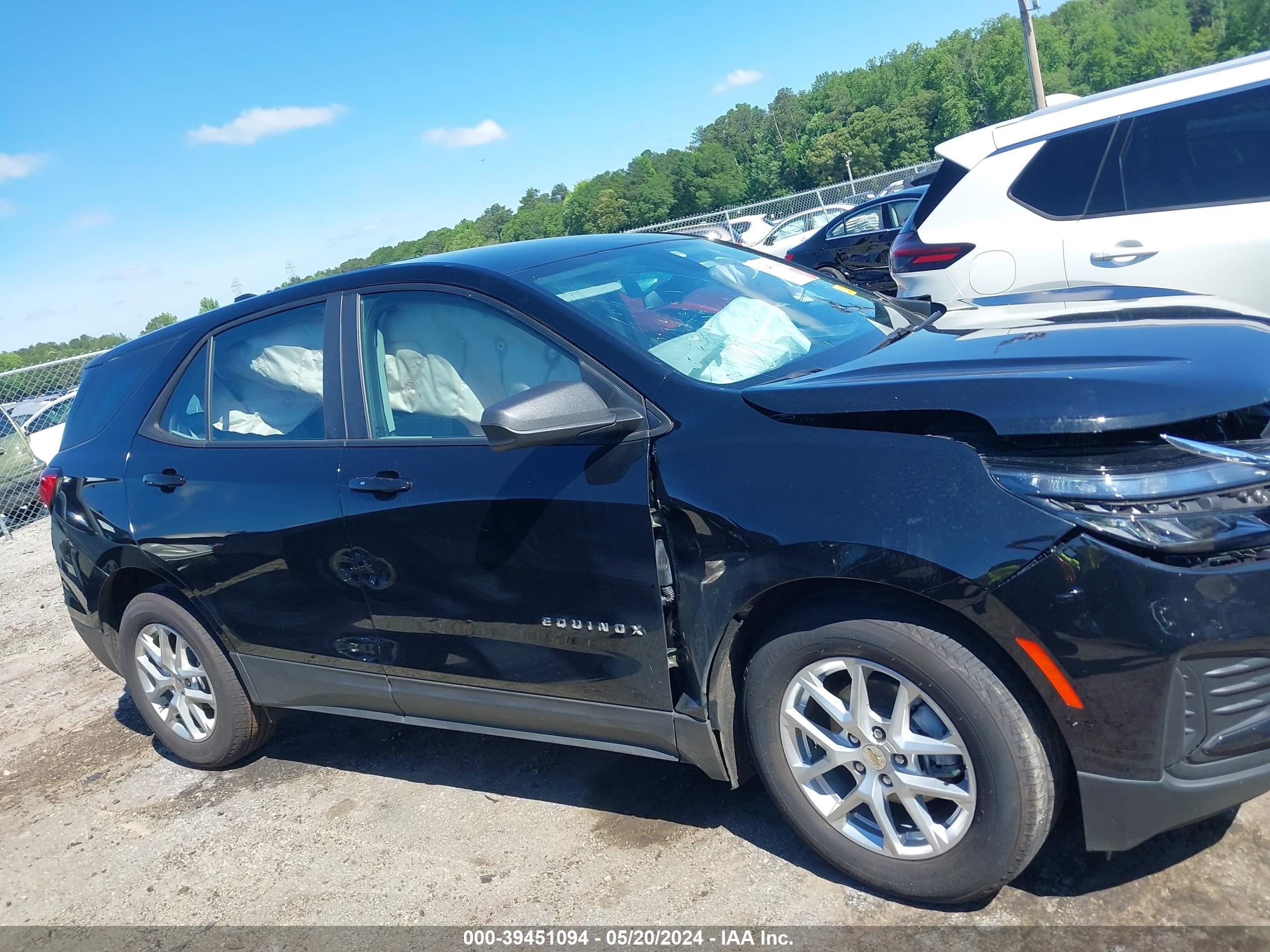 Photo 12 VIN: 3GNAXHEG8RL143077 - CHEVROLET EQUINOX 